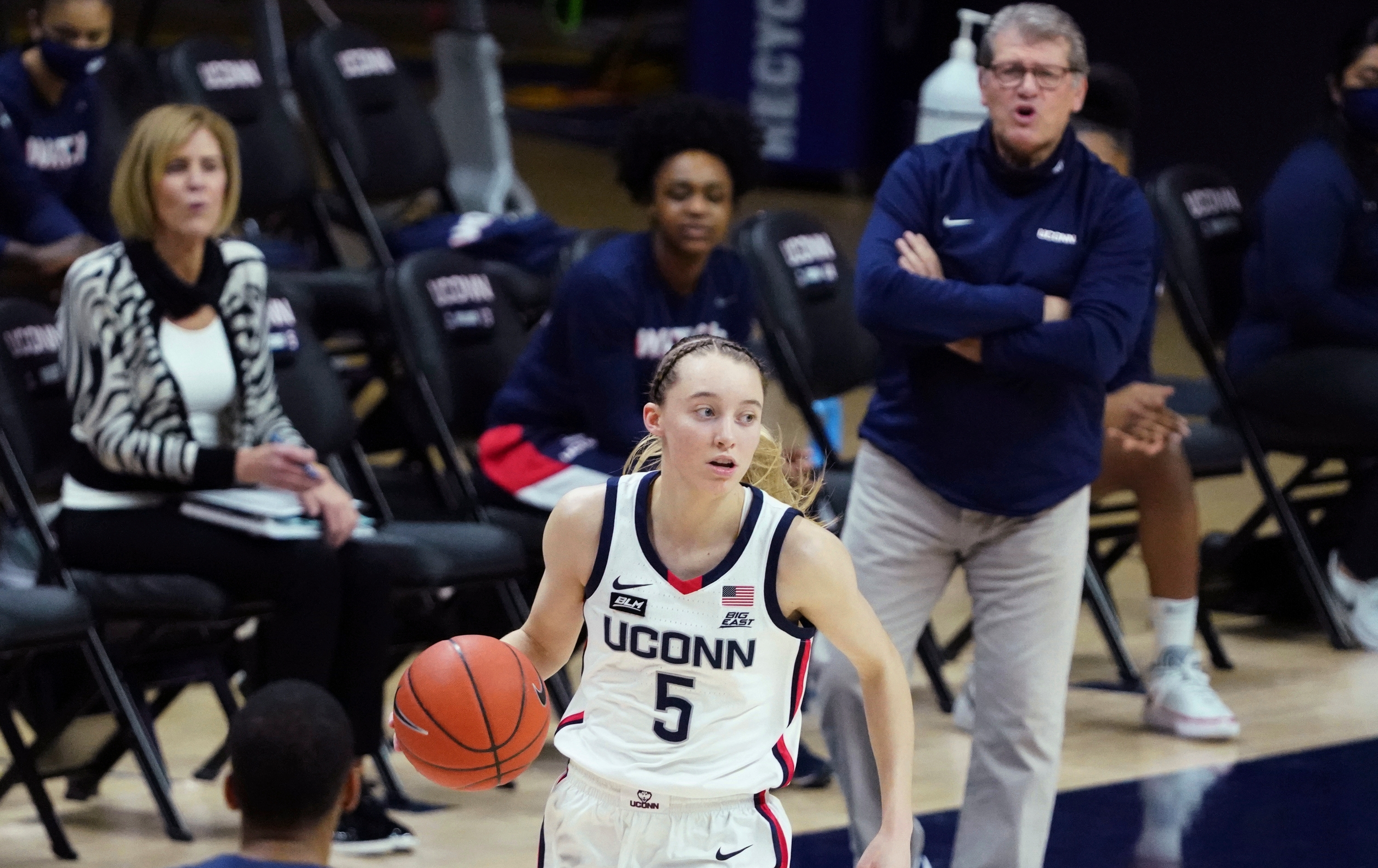 How is this Syracuse-UConn battle different from the others? Geno Auriemma  won't be on the sideline - syracuse.com