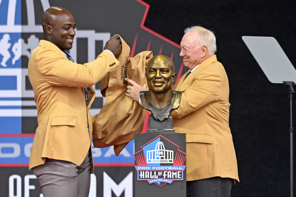 Pro Football Hall of Fame Prepares For the Class of 2016 in Canton