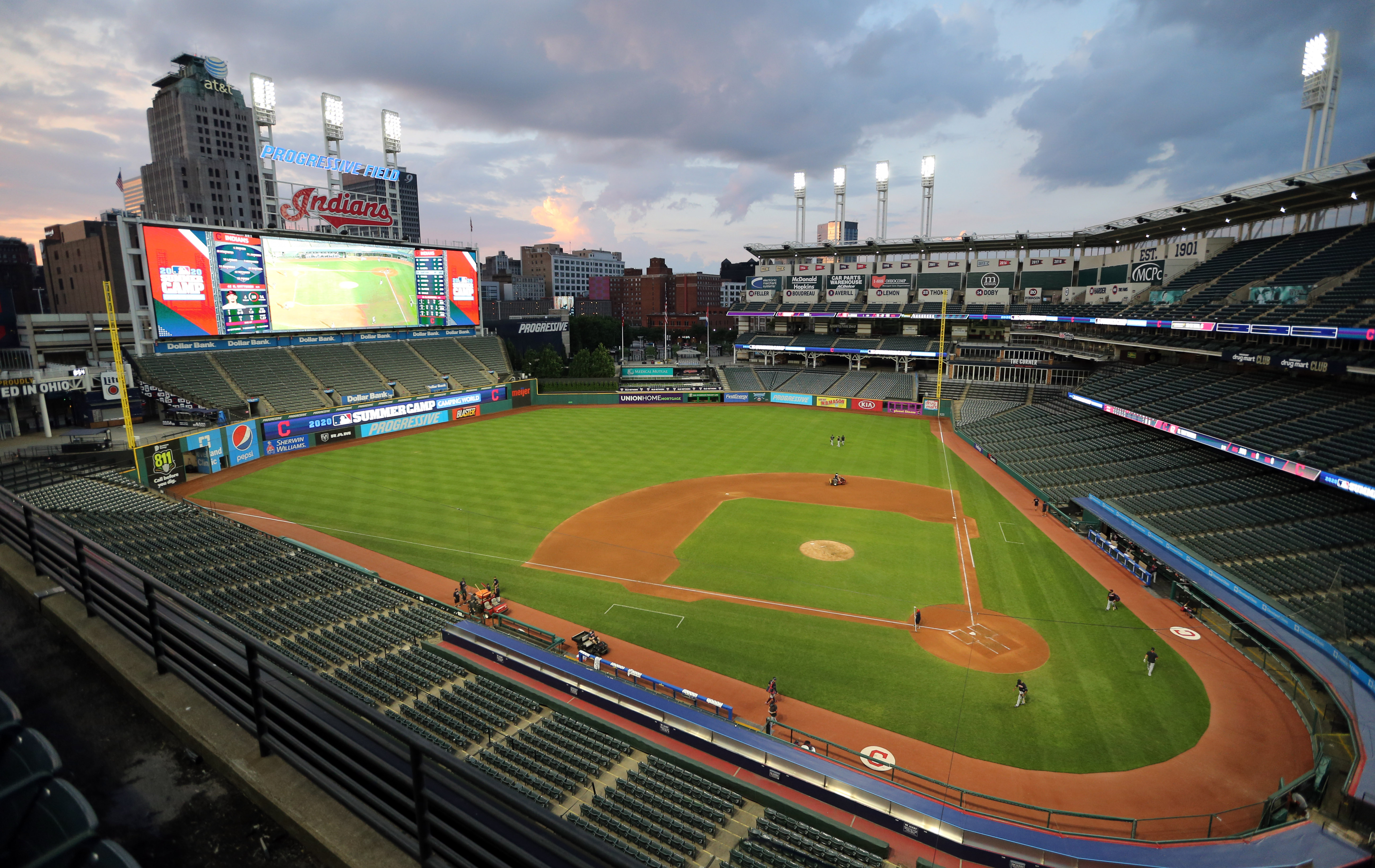 Cuyahoga County signs off on $3.5 million payment to Cleveland Indians for  past Progressive Field work 