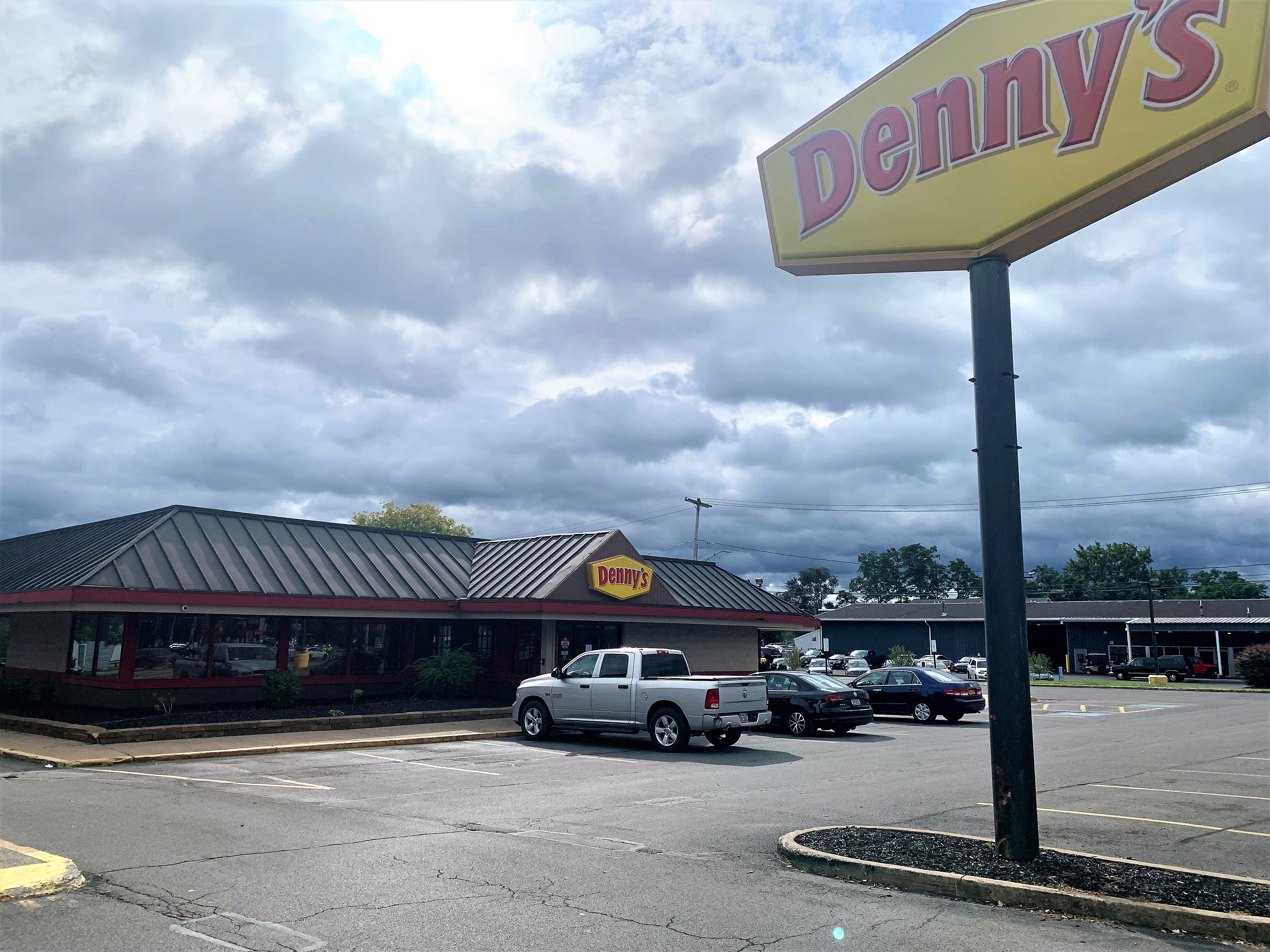 Denny's - from parking lot in early morning - Picture of Denny's