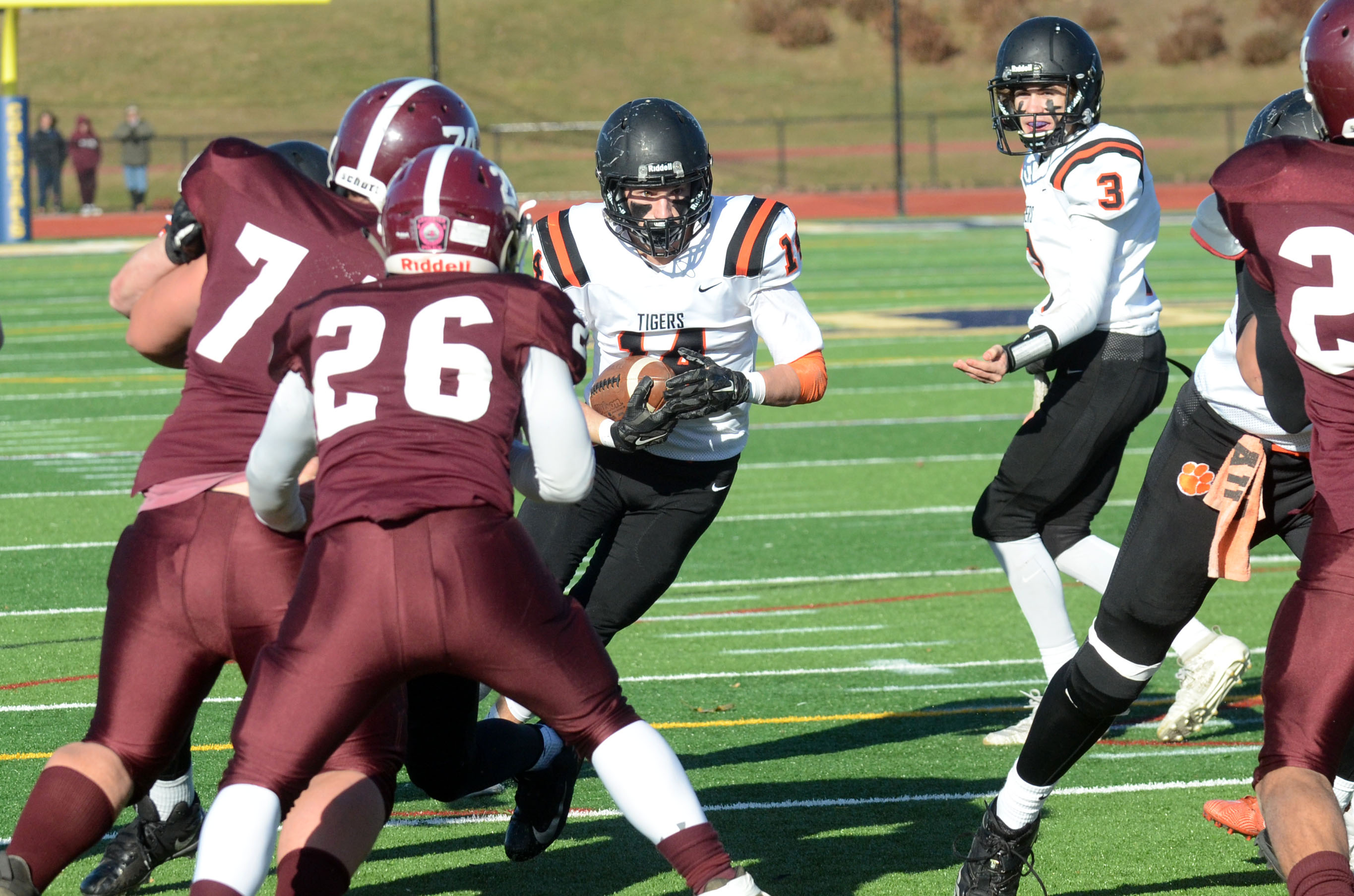 Div. 7 football: Miscues cost South Hadley in 39-8 state
