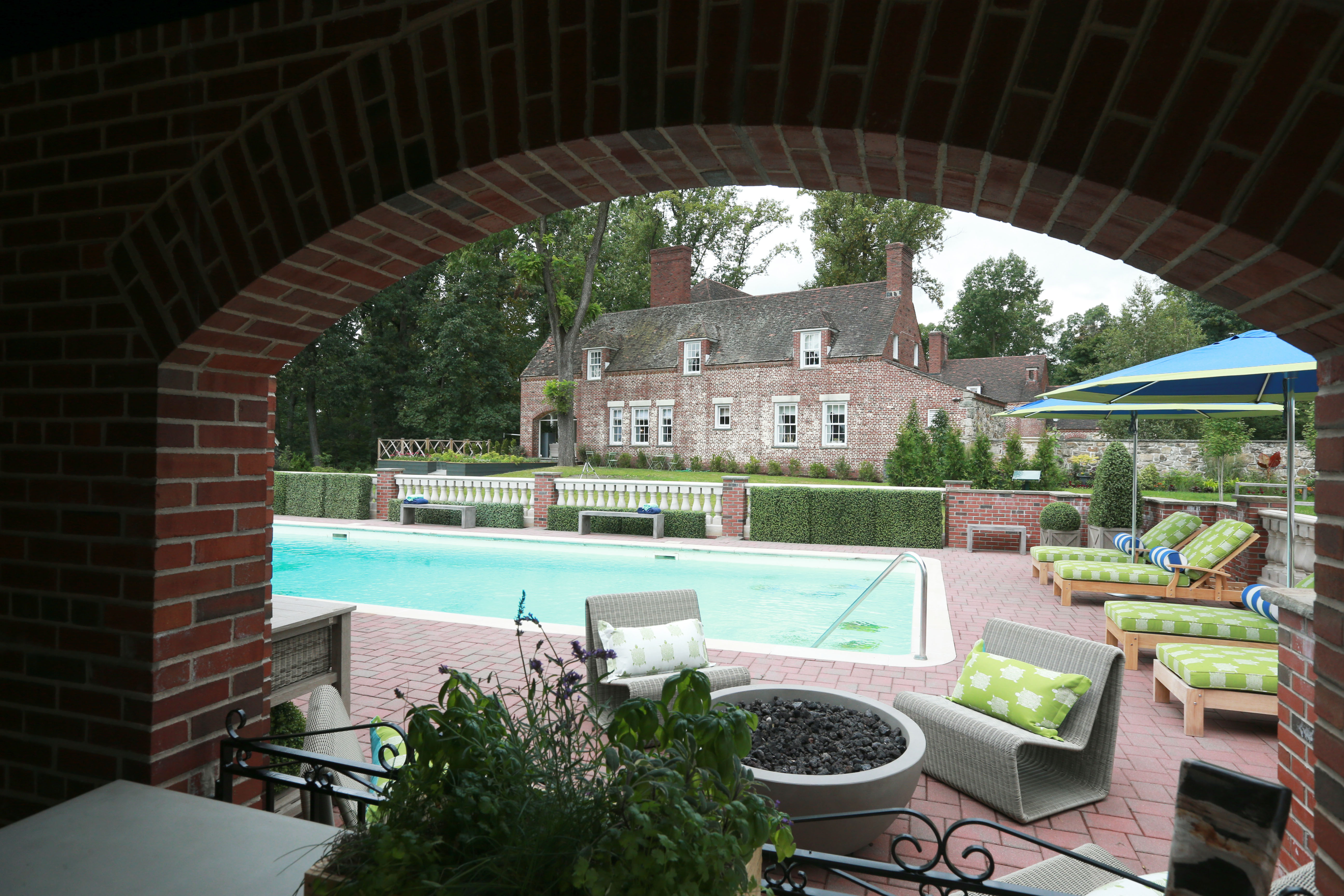 Mansion in May becomes Splendor in September - nj.com
