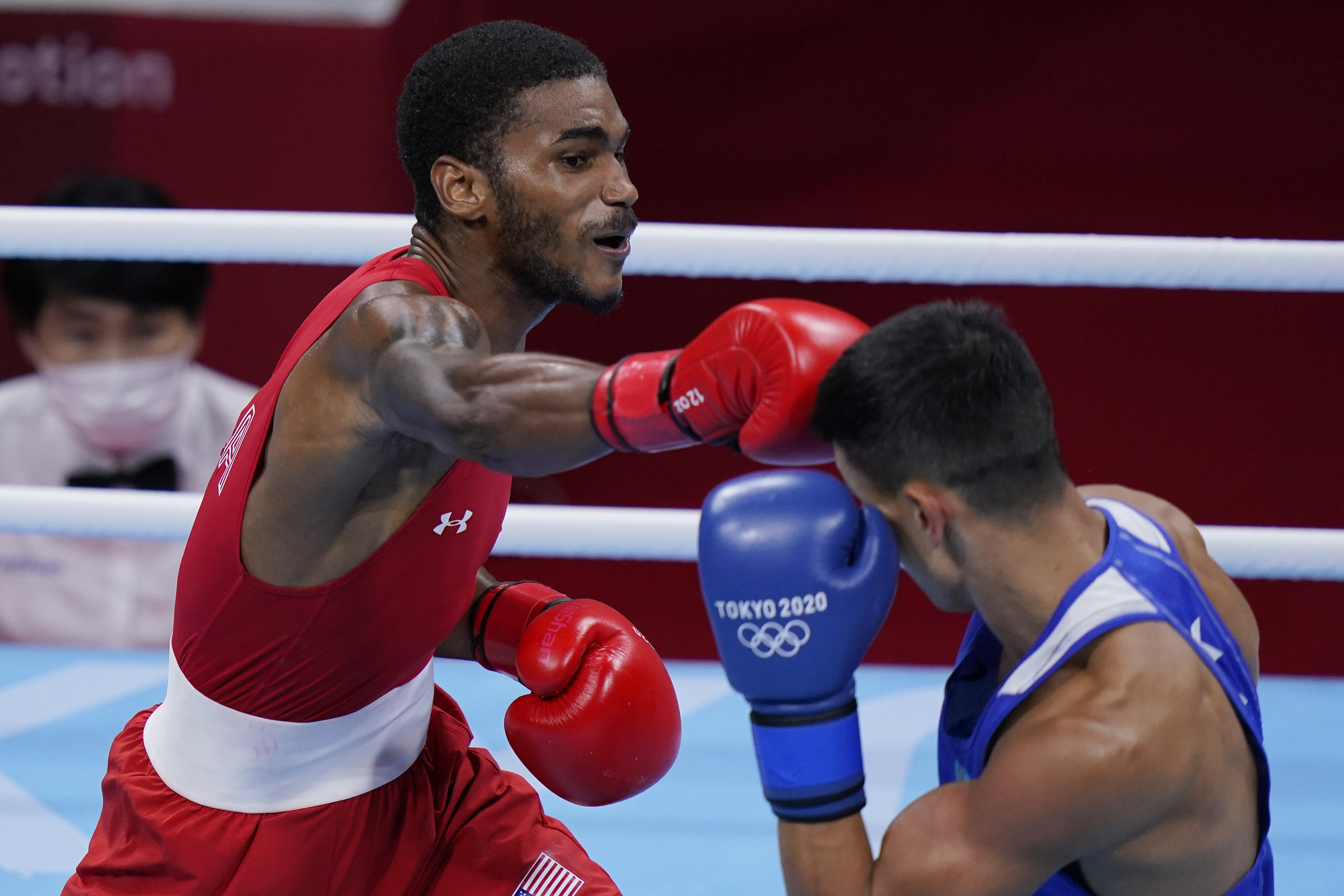 スポーツ・フィットネス group fight JAN17 Delante Johnson - cleveland.com