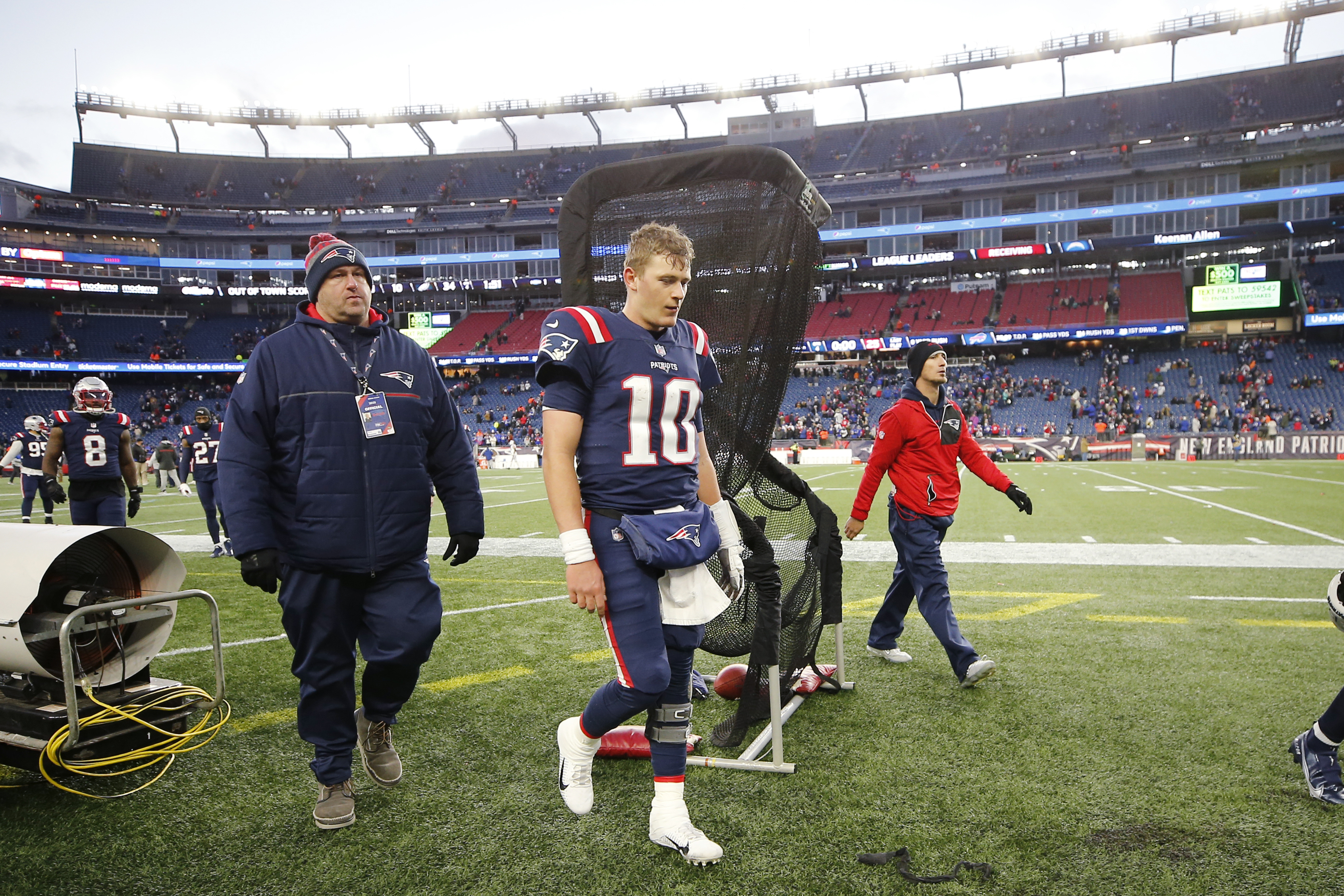 Patriots' Mac Jones says 'I can lead a lot better' after disappointing loss  to the Bills 