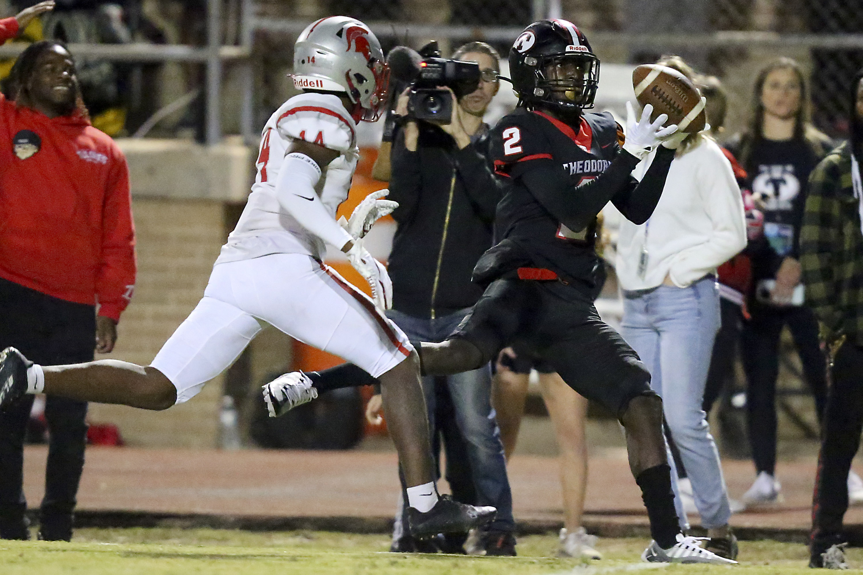 Theodore vs Saraland Football - al.com