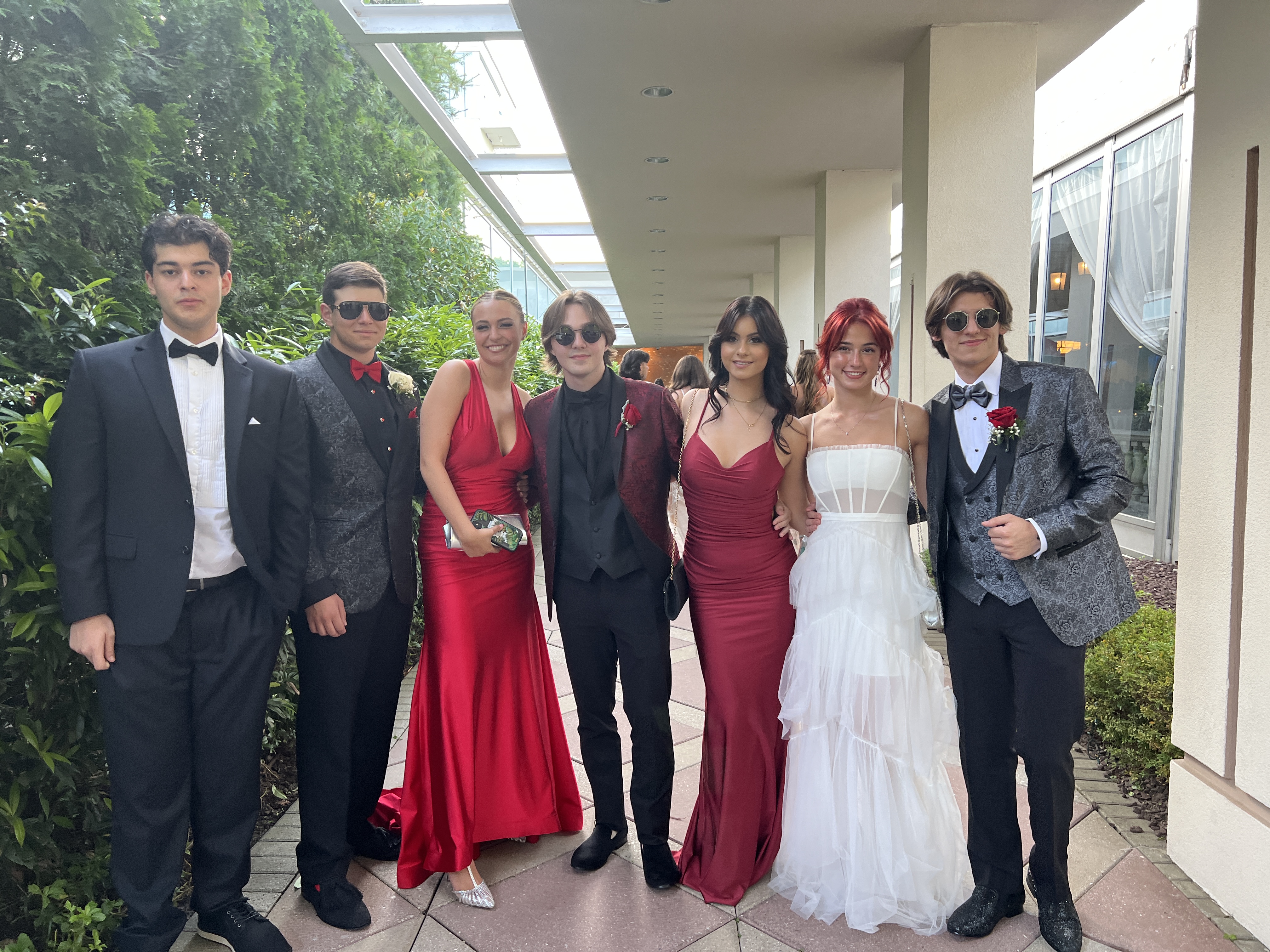 St. Joseph Prom Prom 2022: St. Joseph by-the-Sea High School seniors celebrate at the ...
