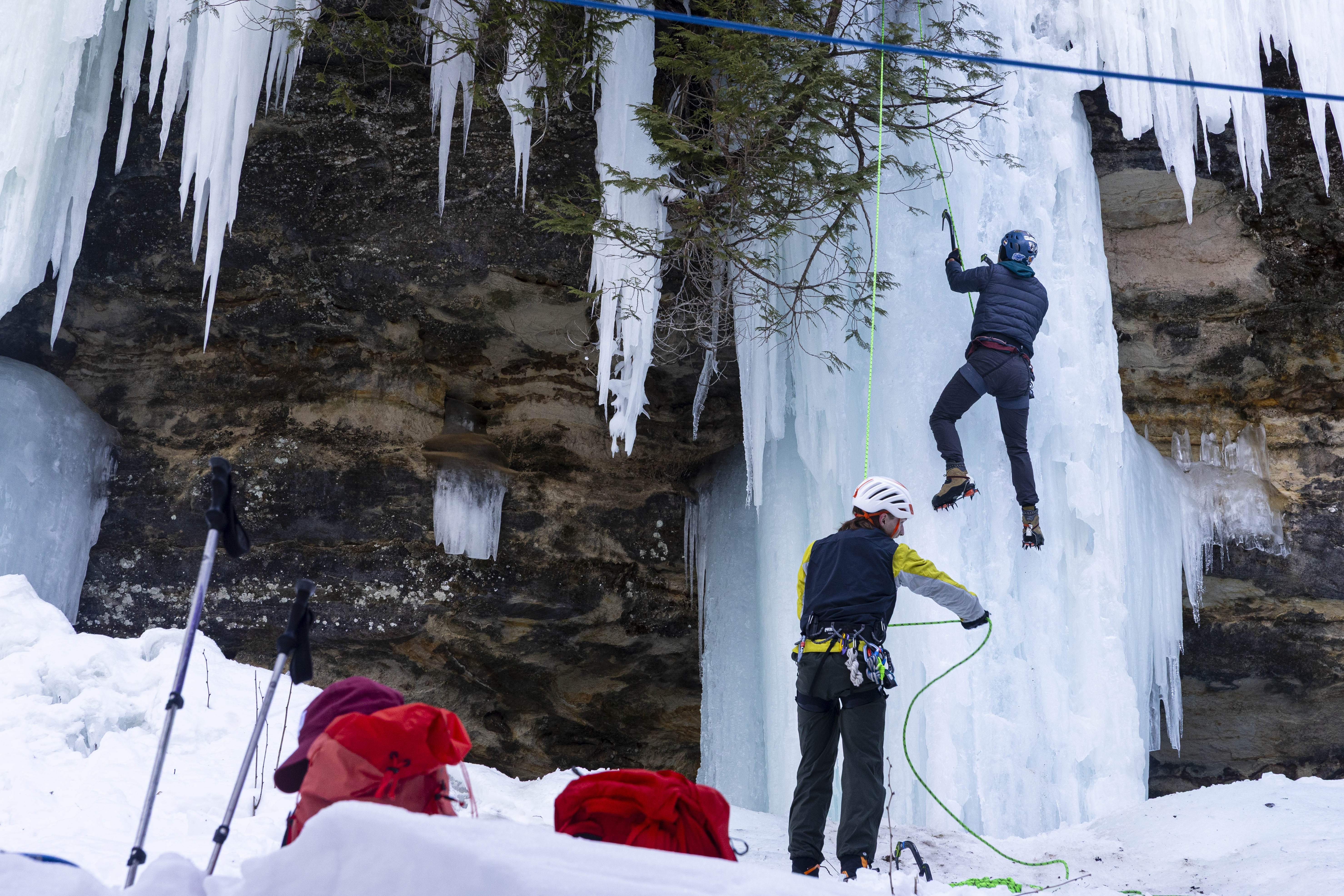 Michigan Ice Fest 2026 takes over Pictured Rocks ice formations - mlive.com