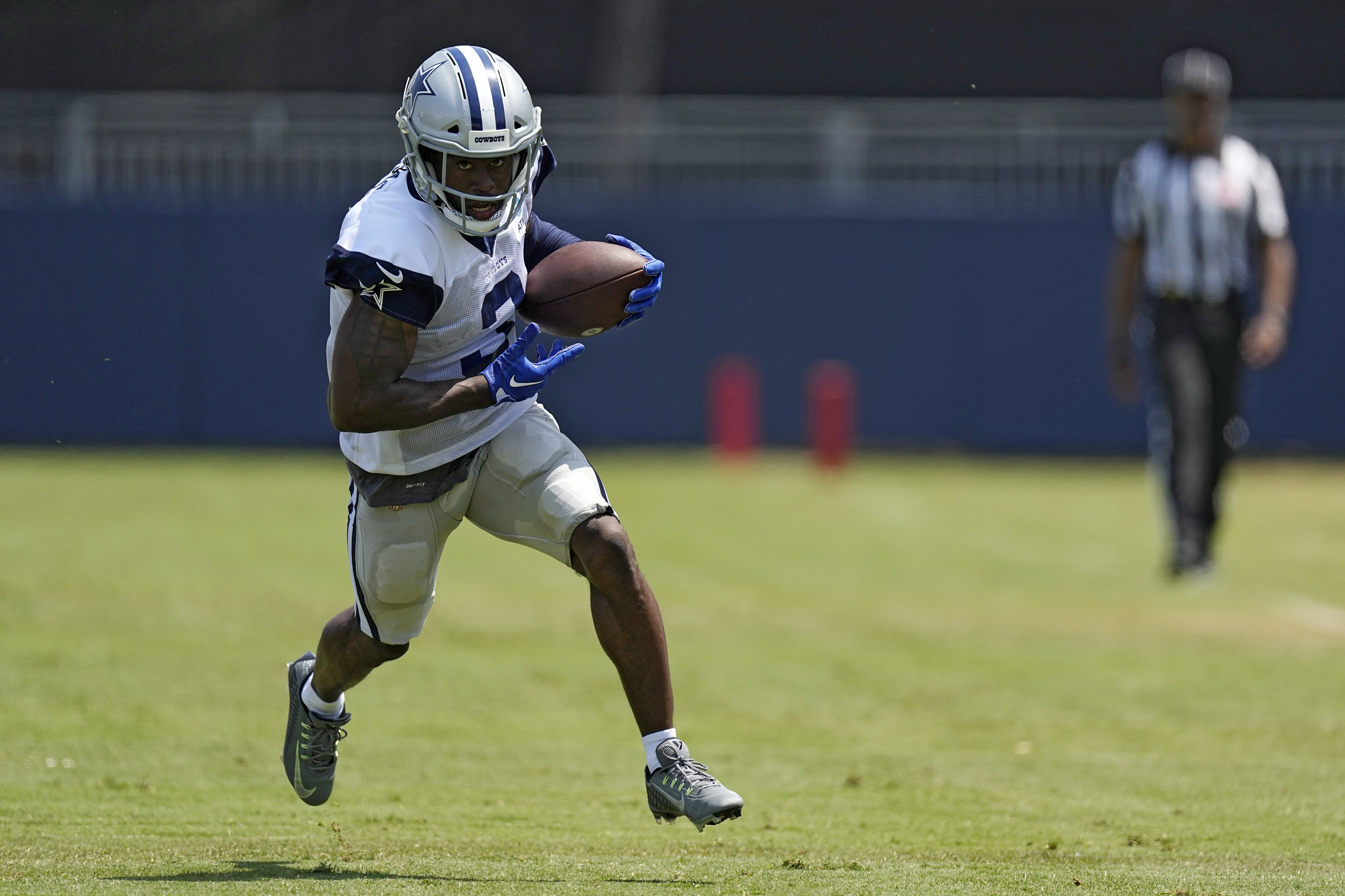 Former Oregon State star Brandin Cooks quickly embraces leadership role  with the Dallas Cowboys 