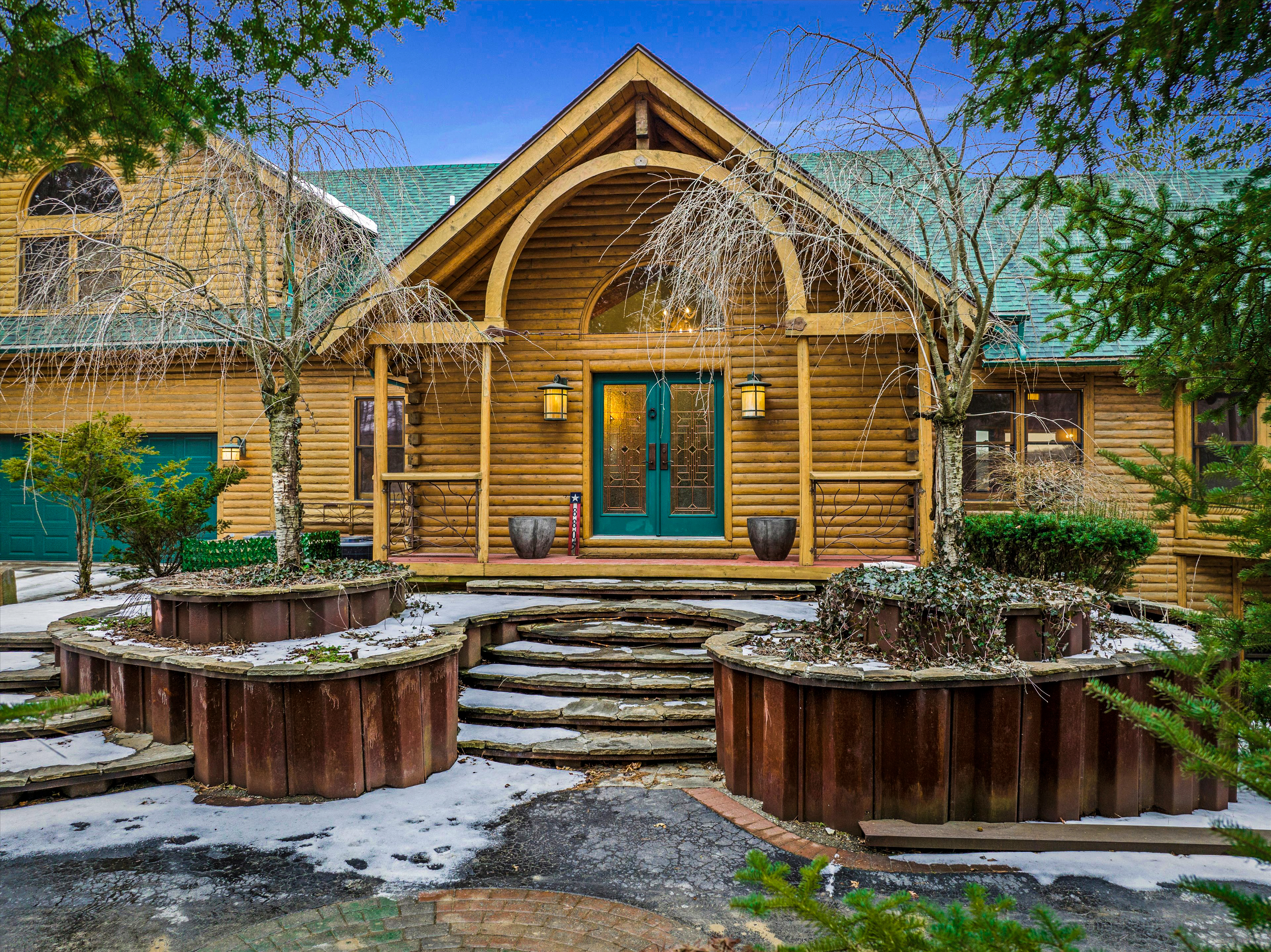 Log cabin Michigan mansion on market looks like something out of ' Yellowstone' 