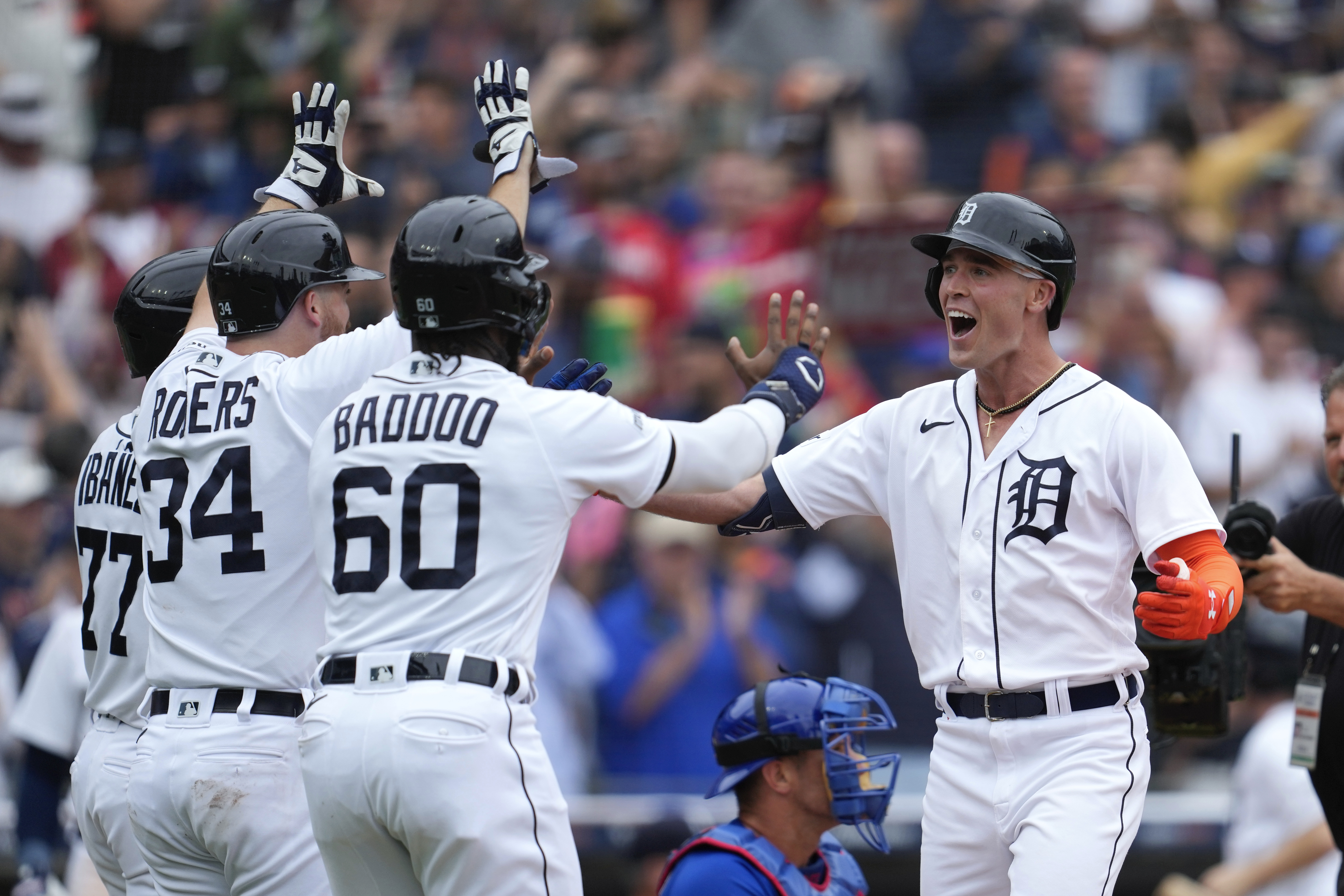 Carpenter's grand slam not enough as Tigers fall to Cubs – The Oakland Press