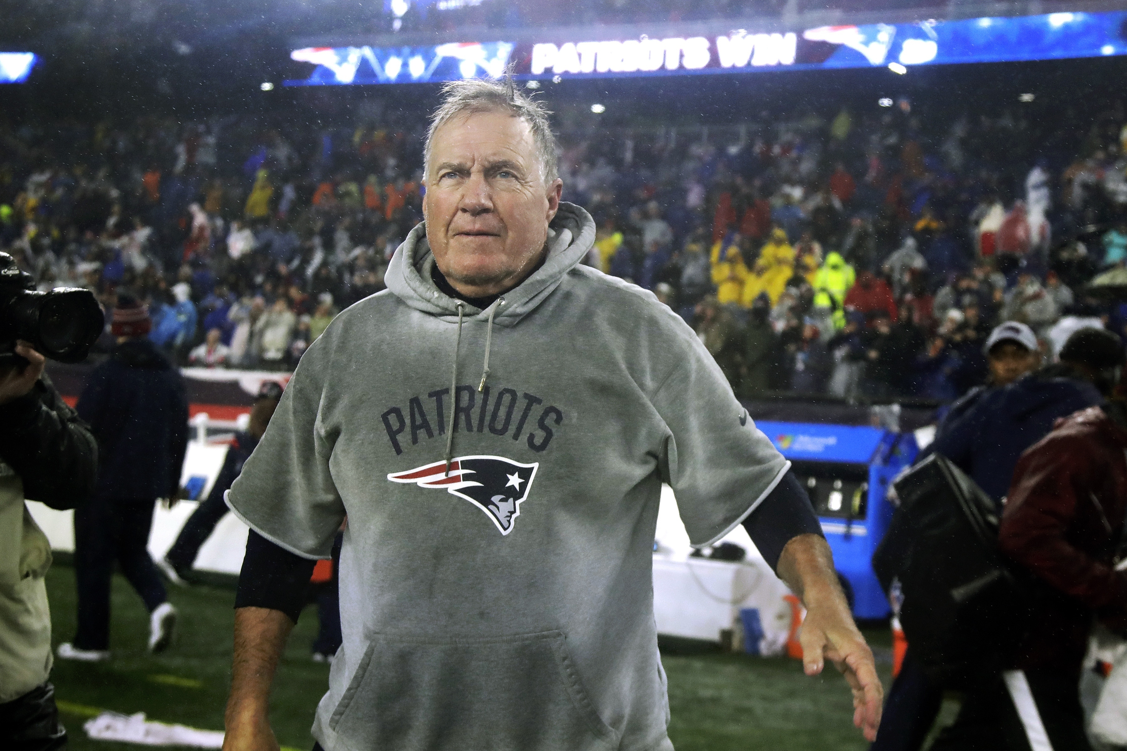 Watch: Bill Belichick pumps up the Patriots after win over Jets