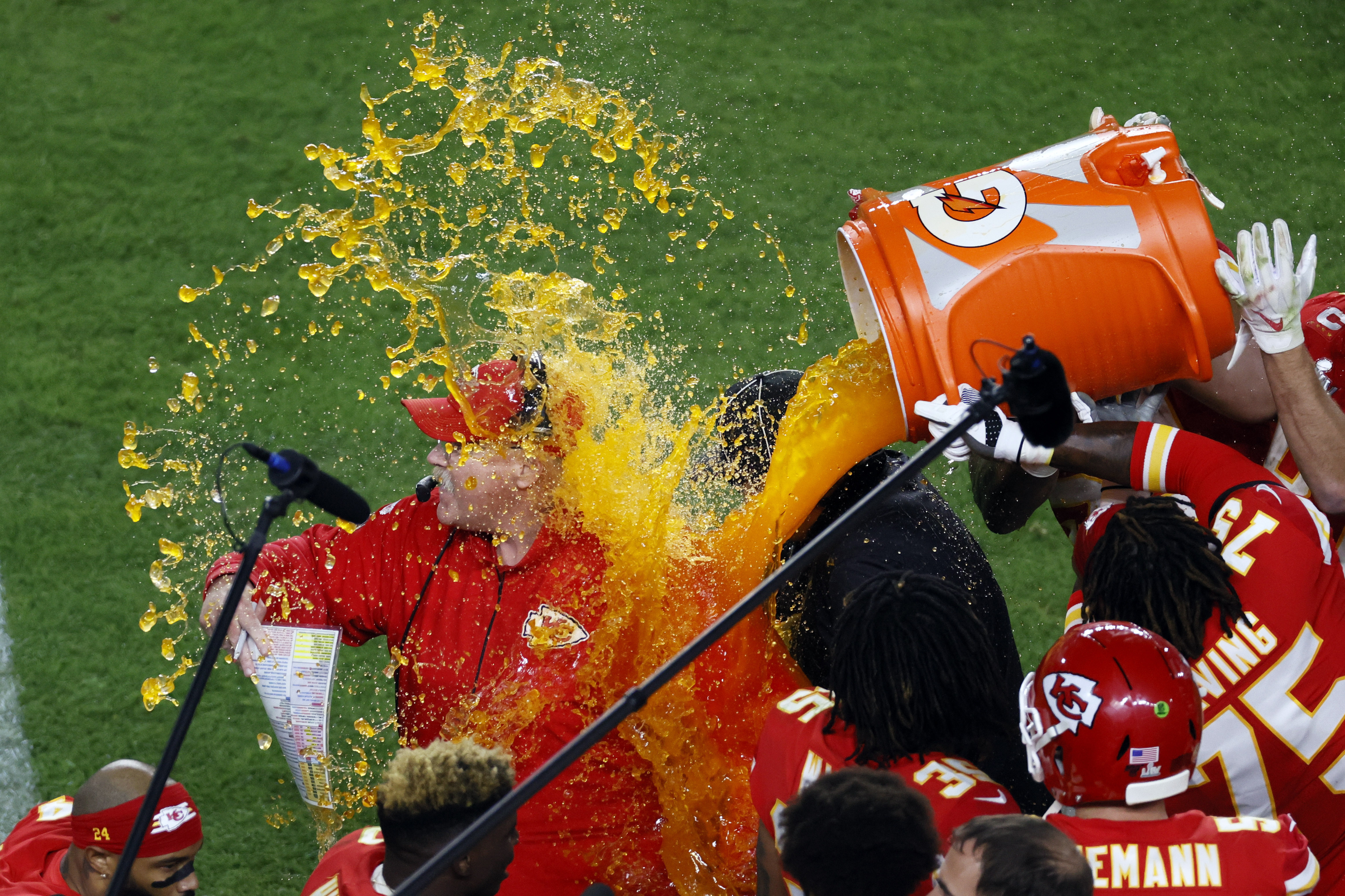 Super Bowl 2021: Bruce Arians drenched in BLUE Gatorade after