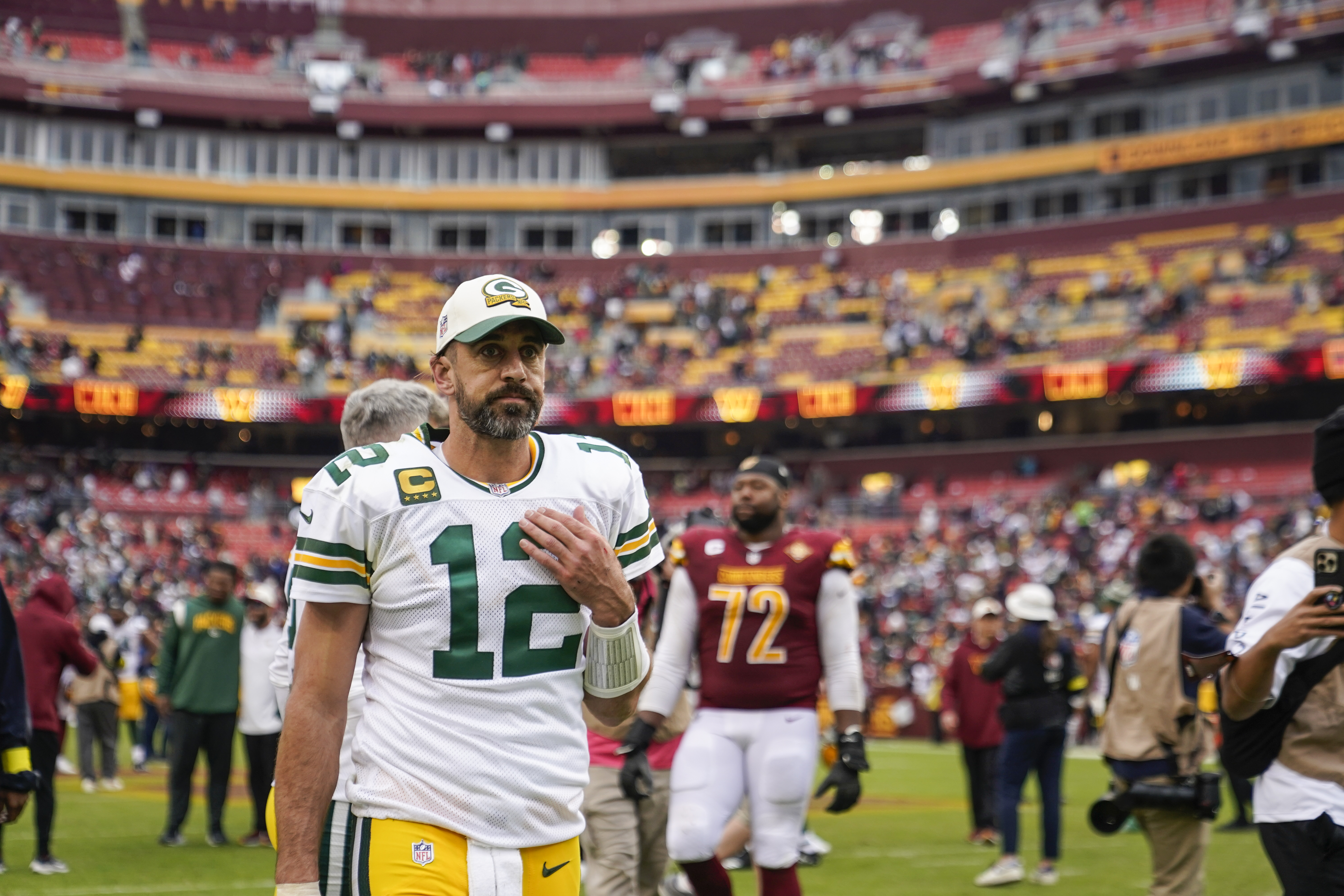 Report: Jets “on the brink of landing” Aaron Rodgers after trip to