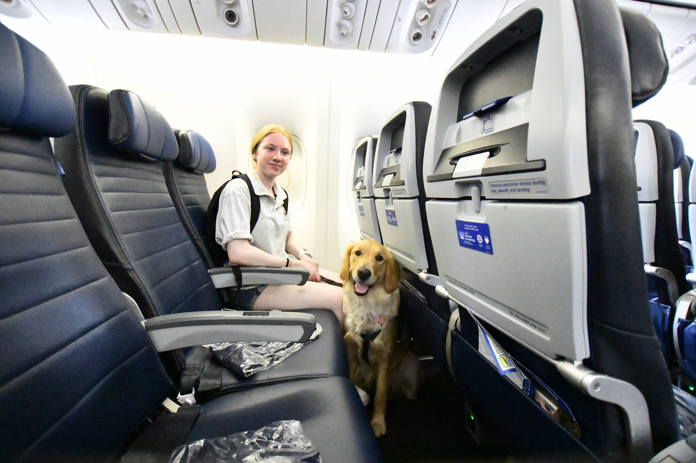 Port Authority Hosts Guide Dog Training At Newark Airport - Silive.com