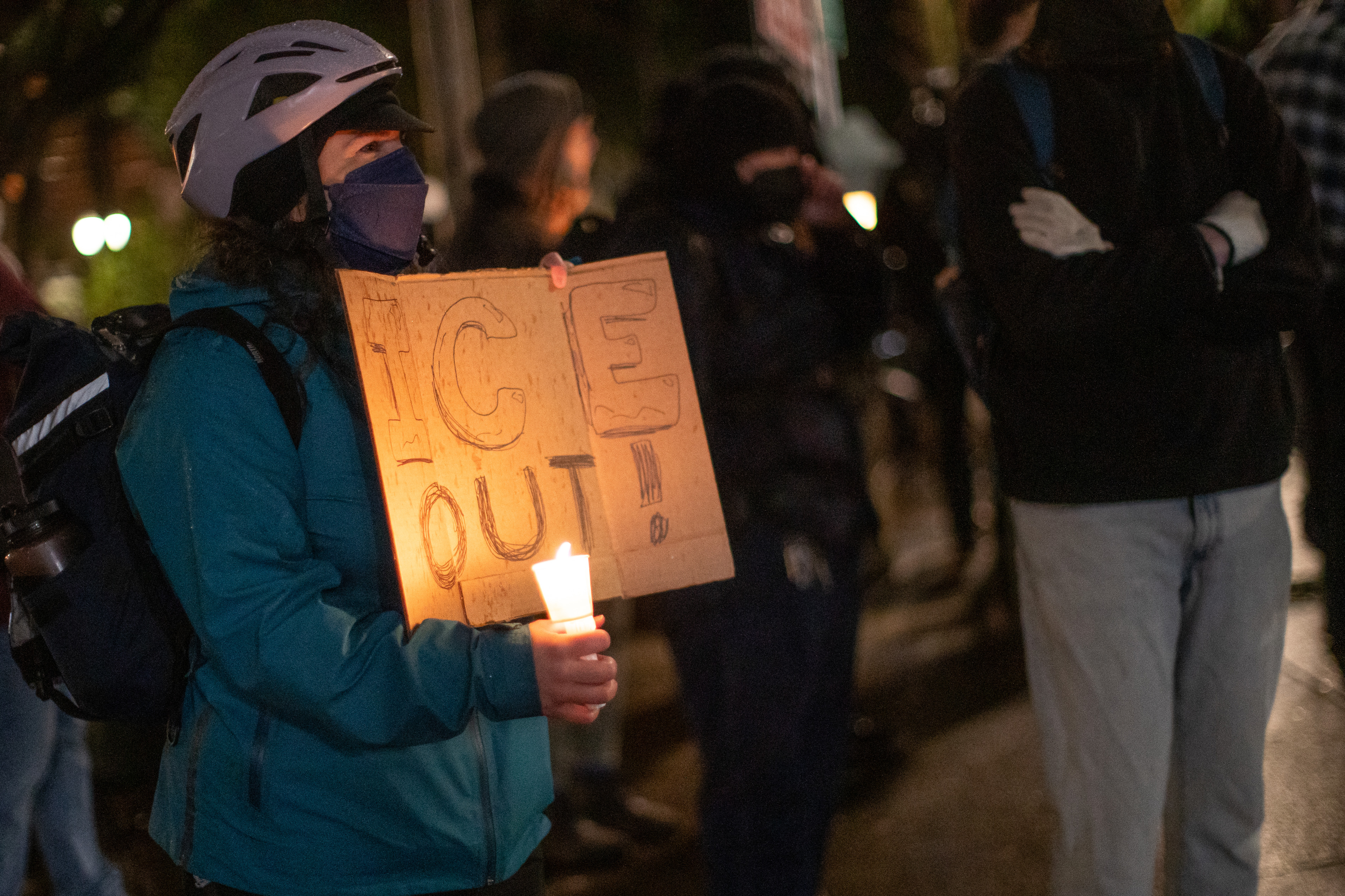 Portland vigil for Renee Nicole Good shot and killed by ICE in ...
