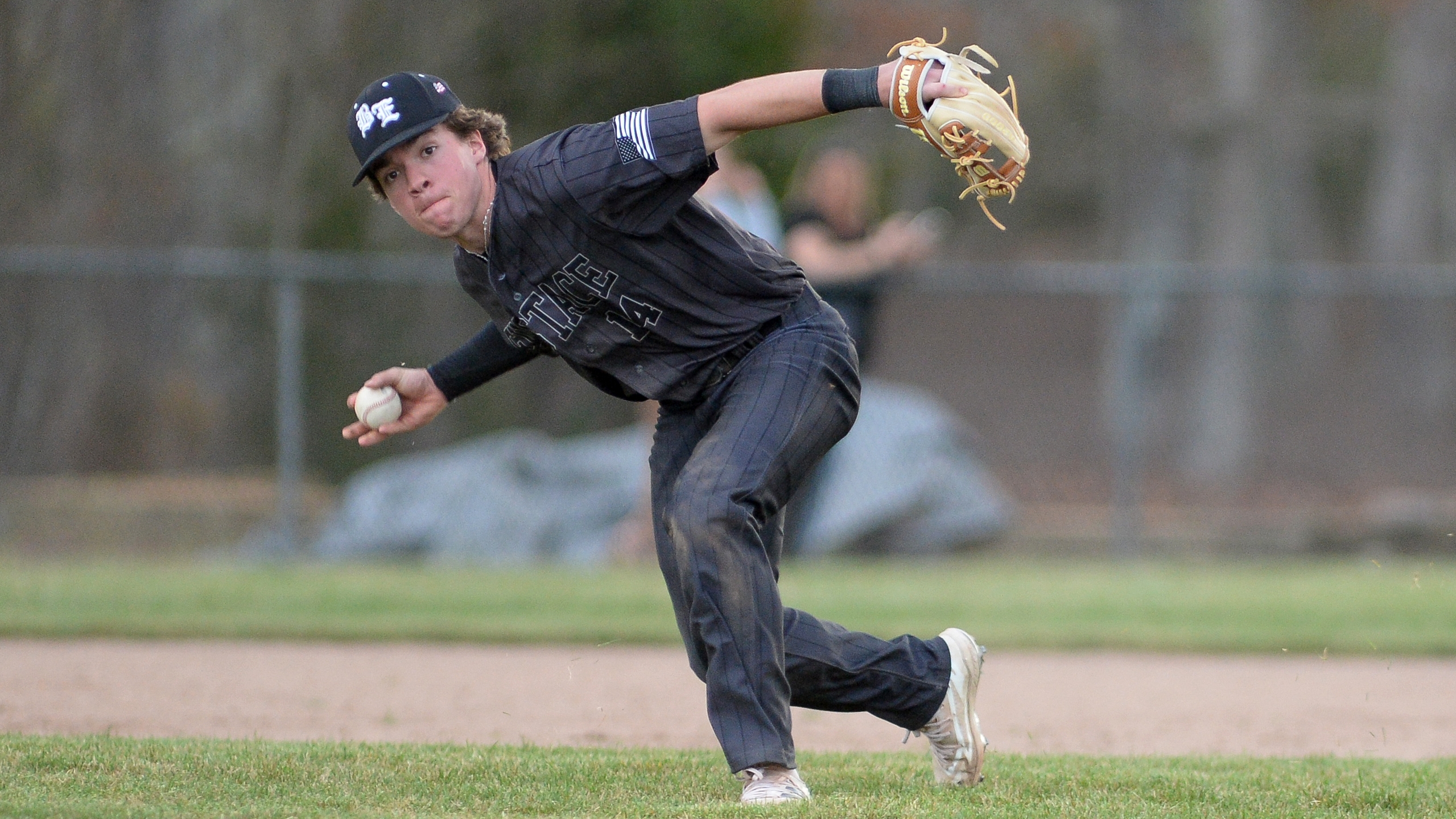 Baseball Earns DH Split; Secures Outright A-R-C Title - Buena