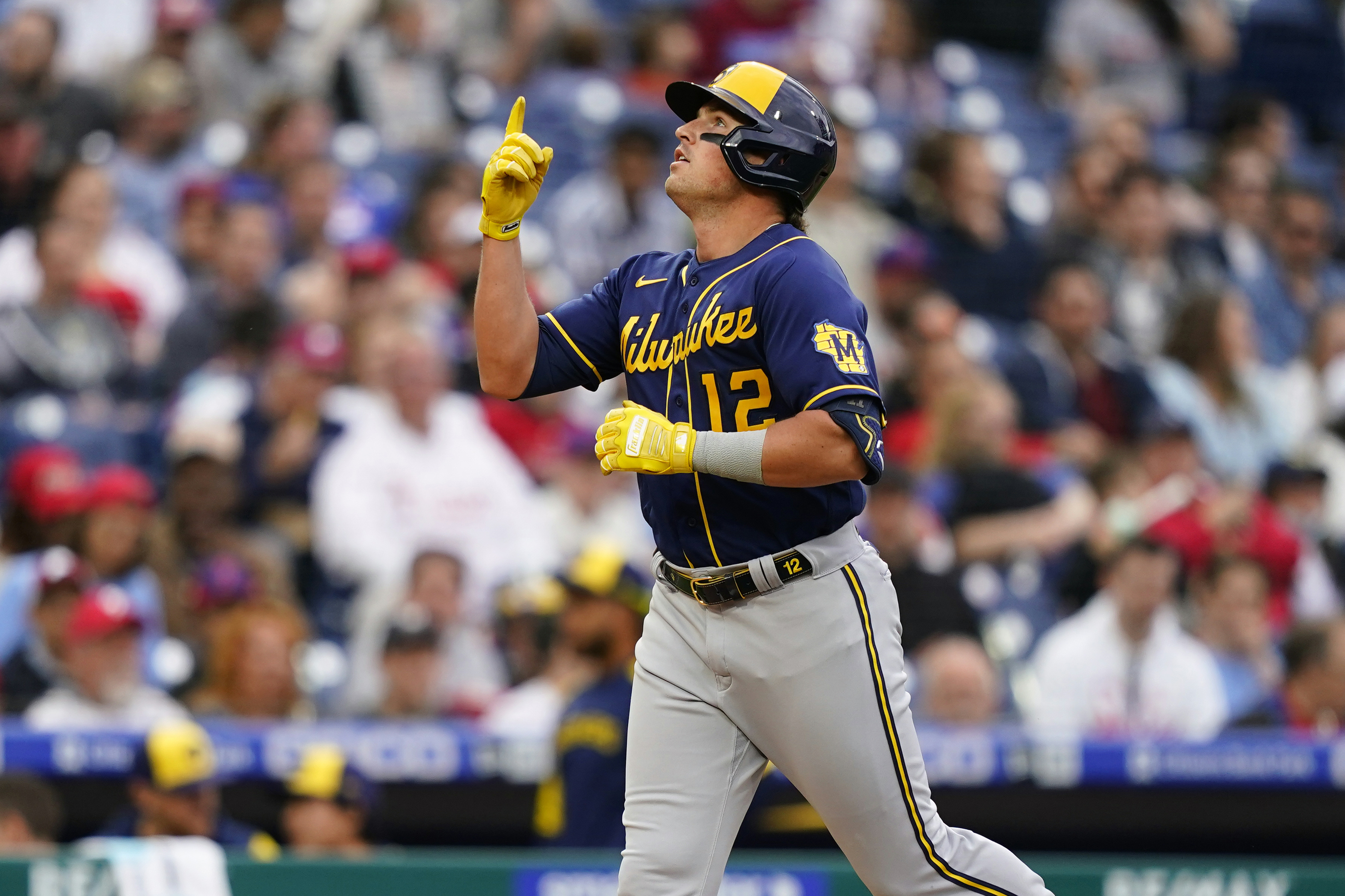 Angels get outfielder Hunter Renfroe from Brewers
