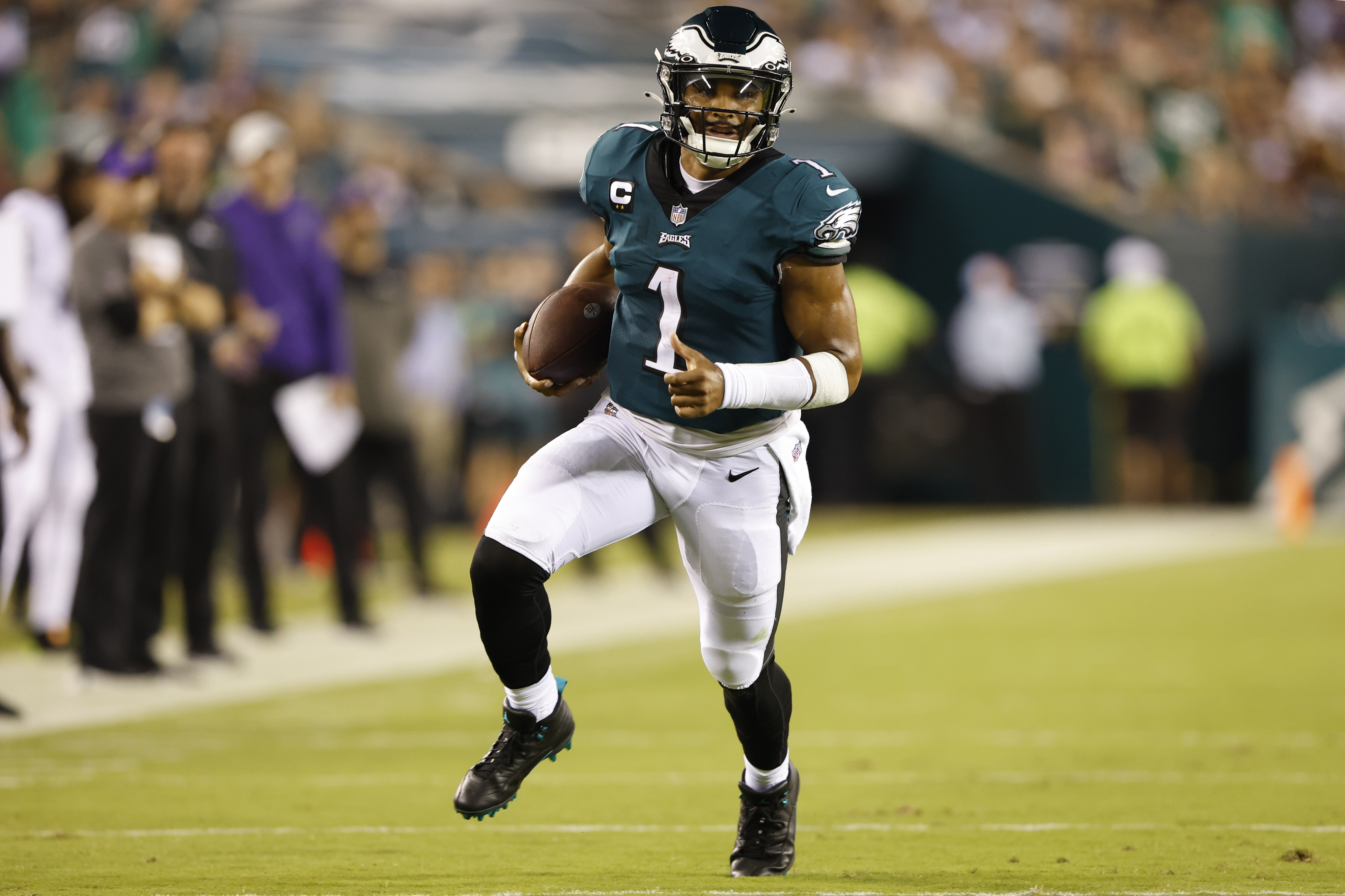 What time is Eagles-Commanders on TV today? Live stream, channel, how to  watch online 