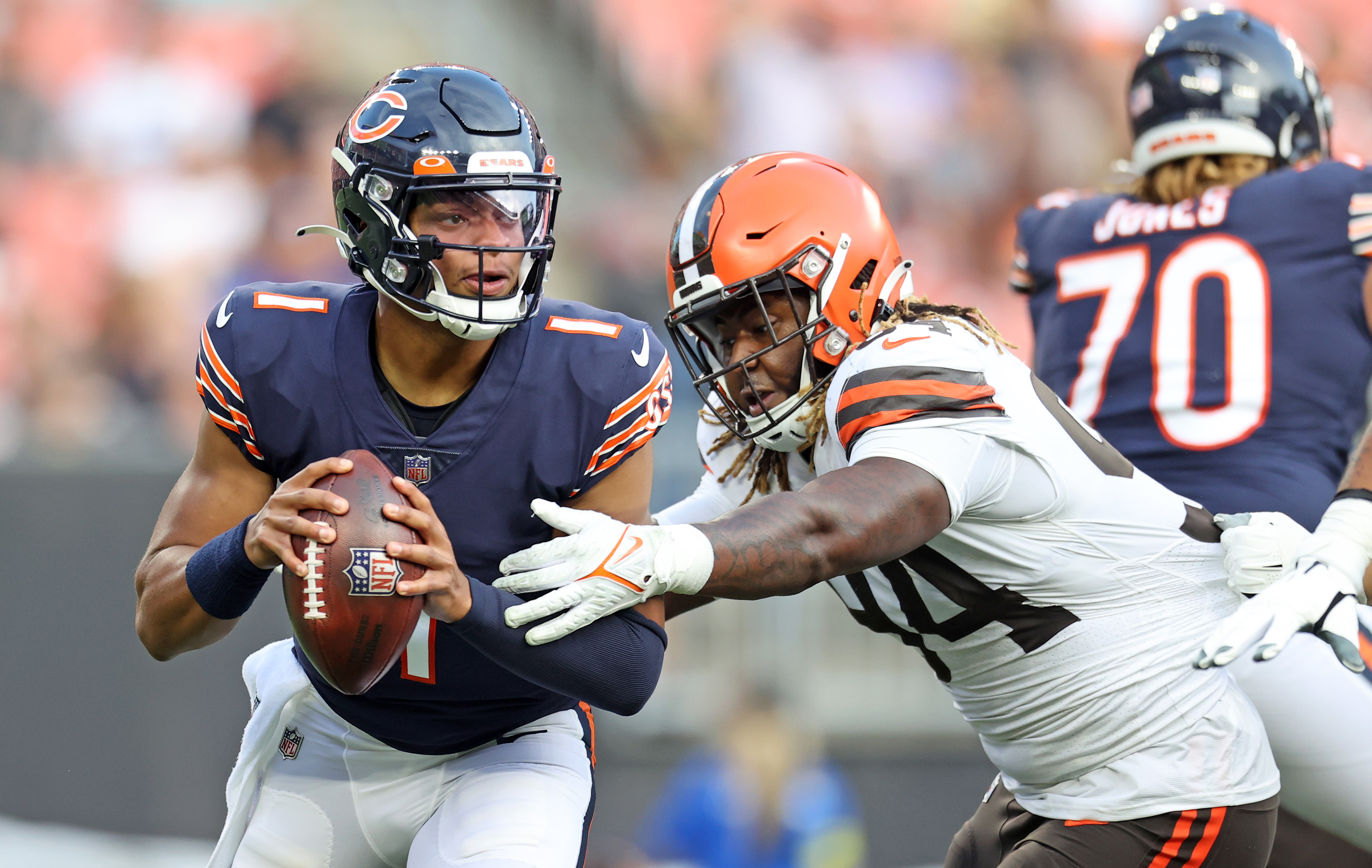 Cleveland Browns Jason Wright (29) runs down field against Miami