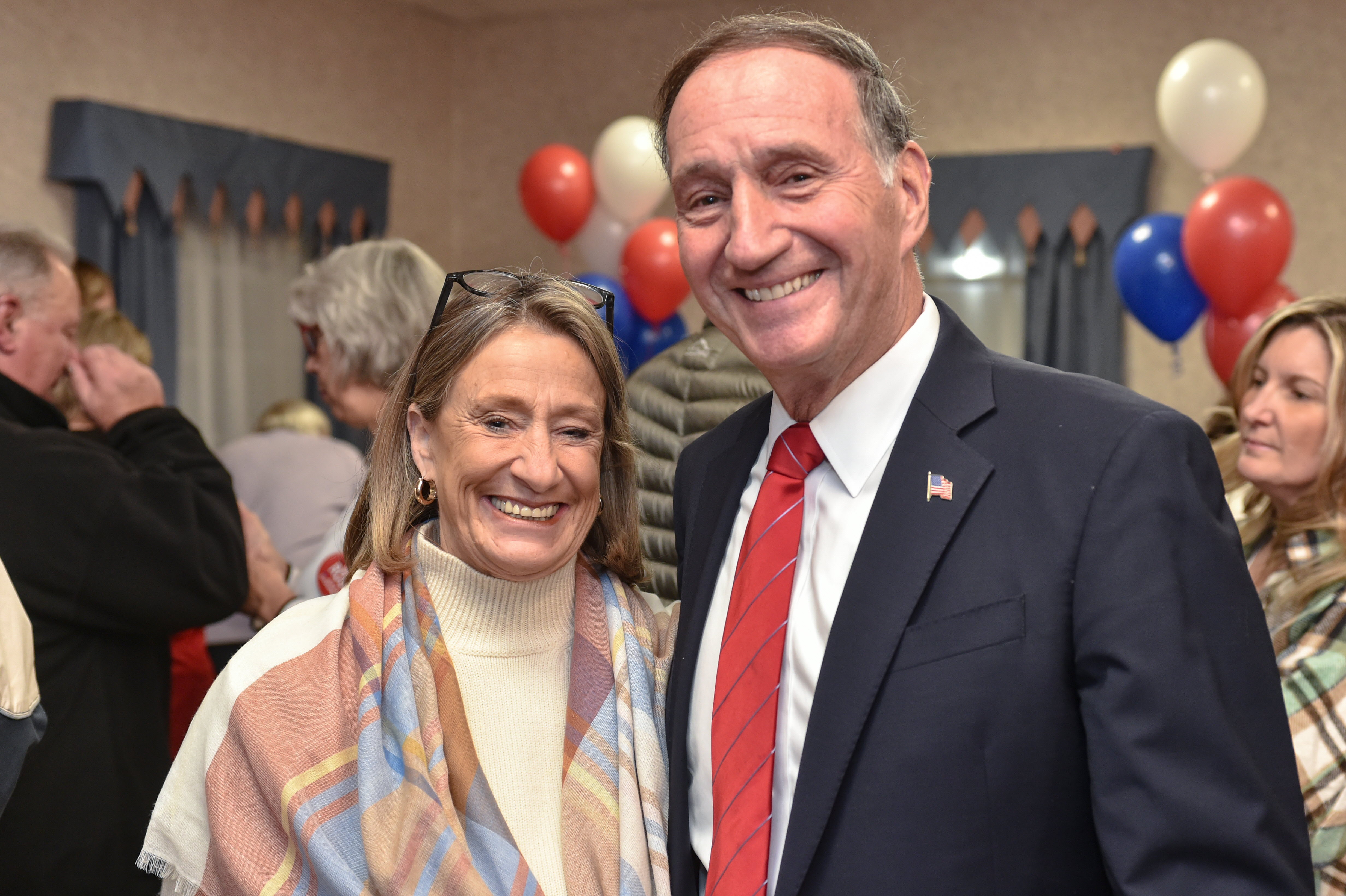 Looking for a new mayor, Agawam holds four-way preliminary