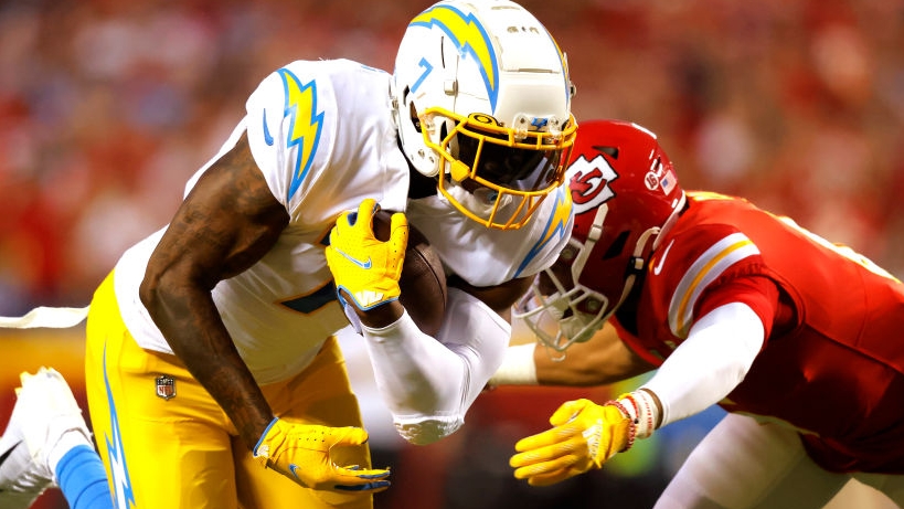 NFL Thursday night: Chiefs slip past Chargers 