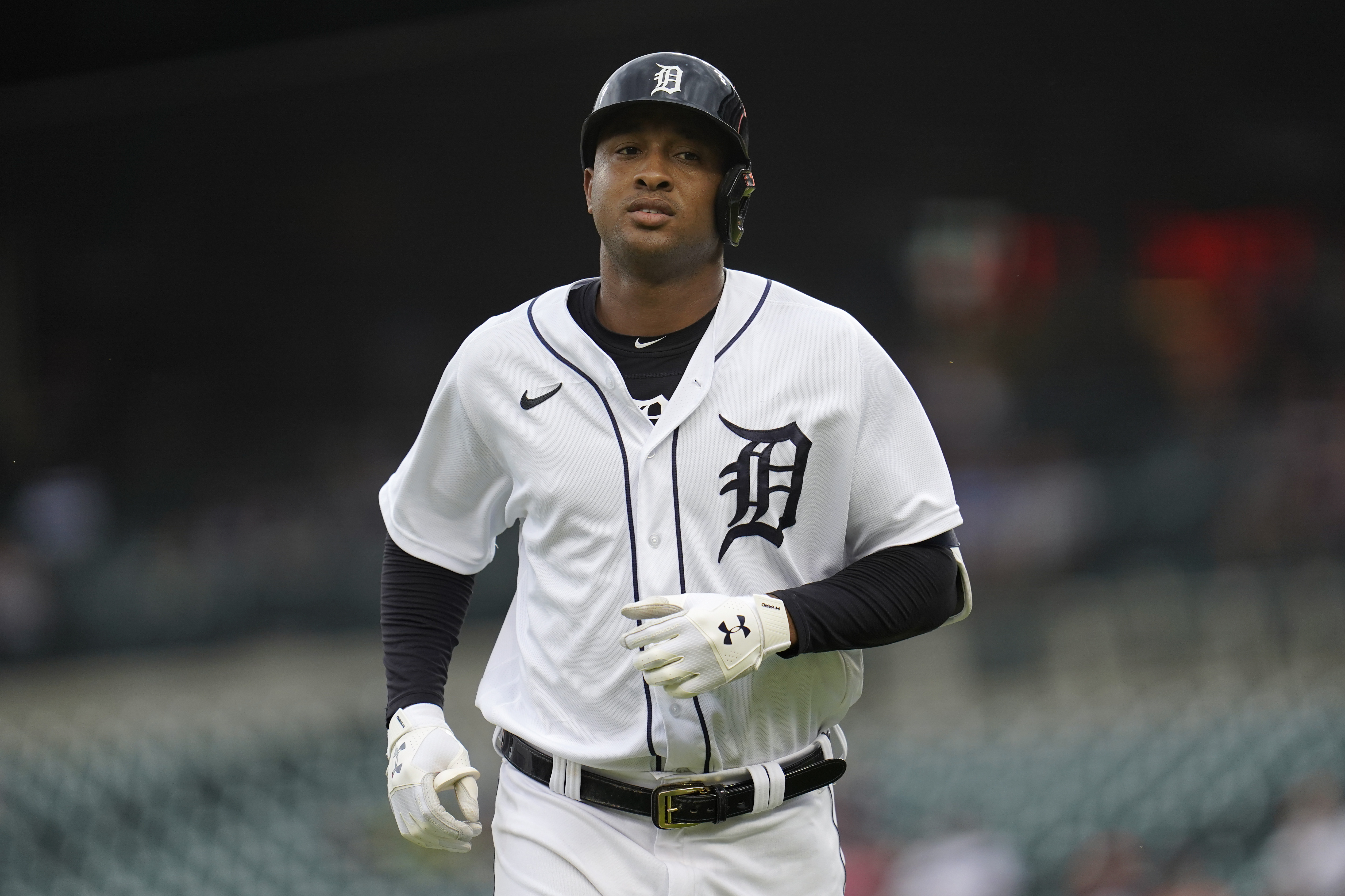 MLB trade rumors: Tigers are not shopping Jonathan Schoop, per