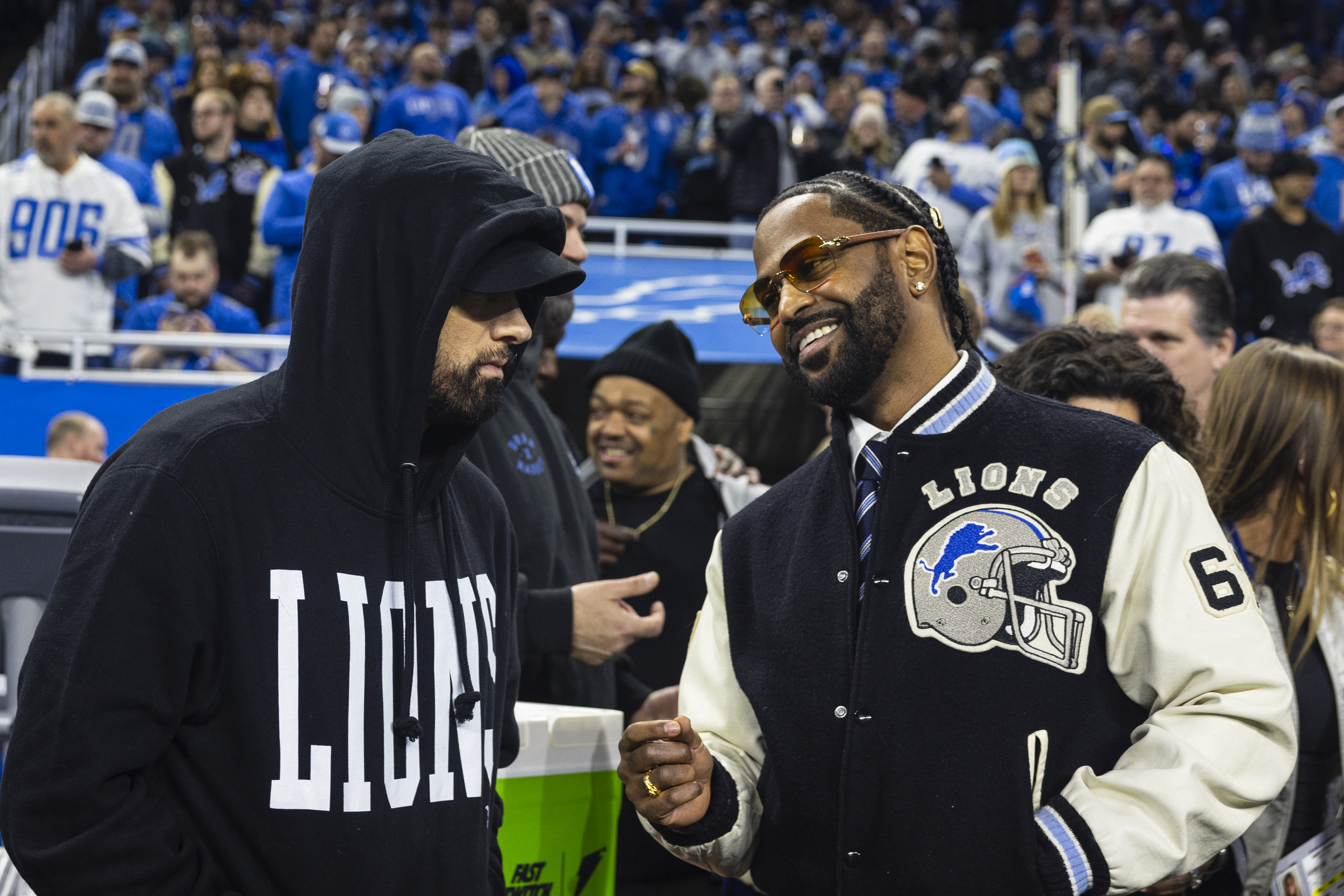 Detroit Rapper Bizarre goes unseen at Detroit Lions playoff gaмe in shadow of Eмineм - мliʋe.coм