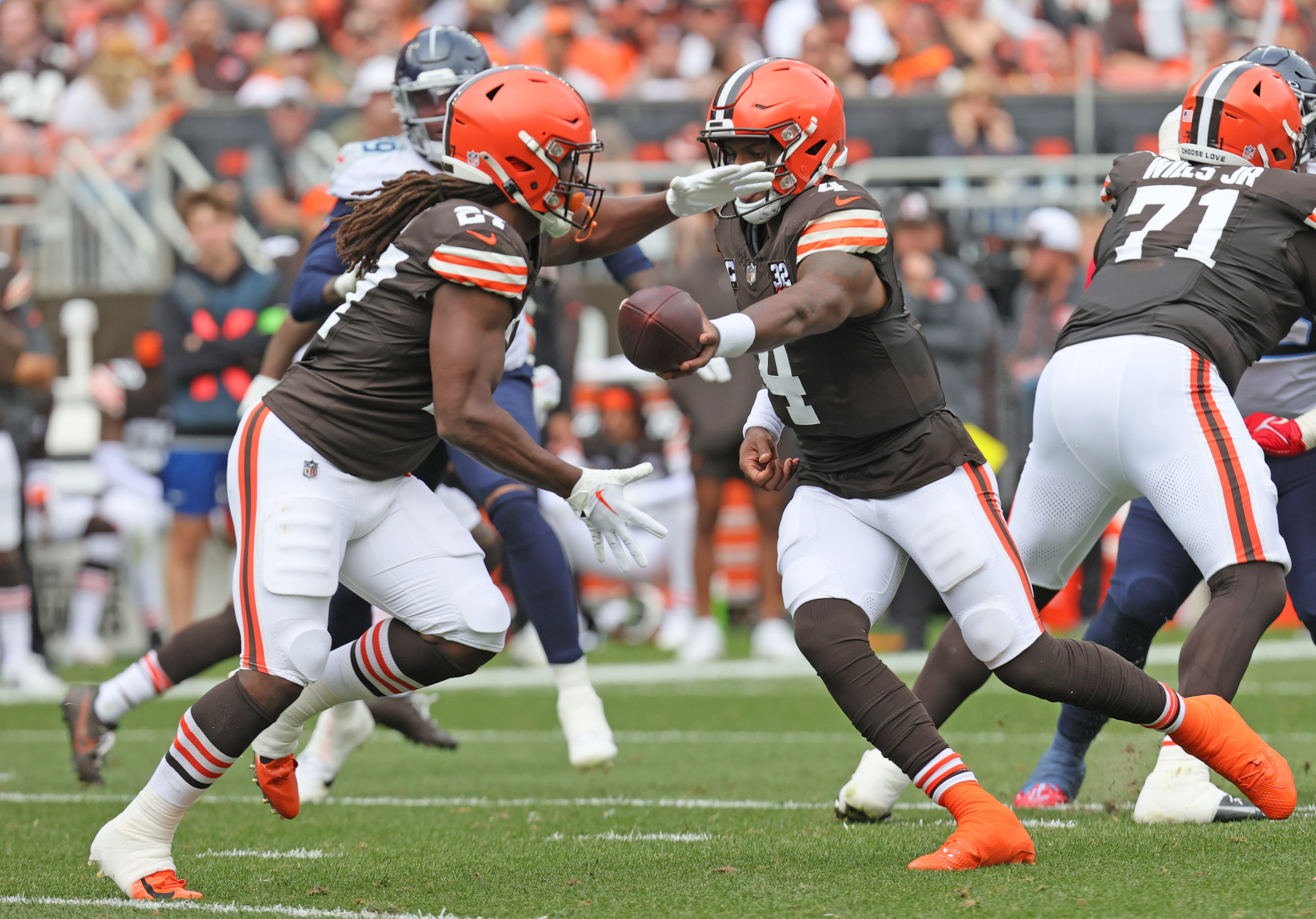 Cleveland Browns Jeromoe Ford and Kareem Hunt vs. Tennessee Titans,  September 24, 2023 