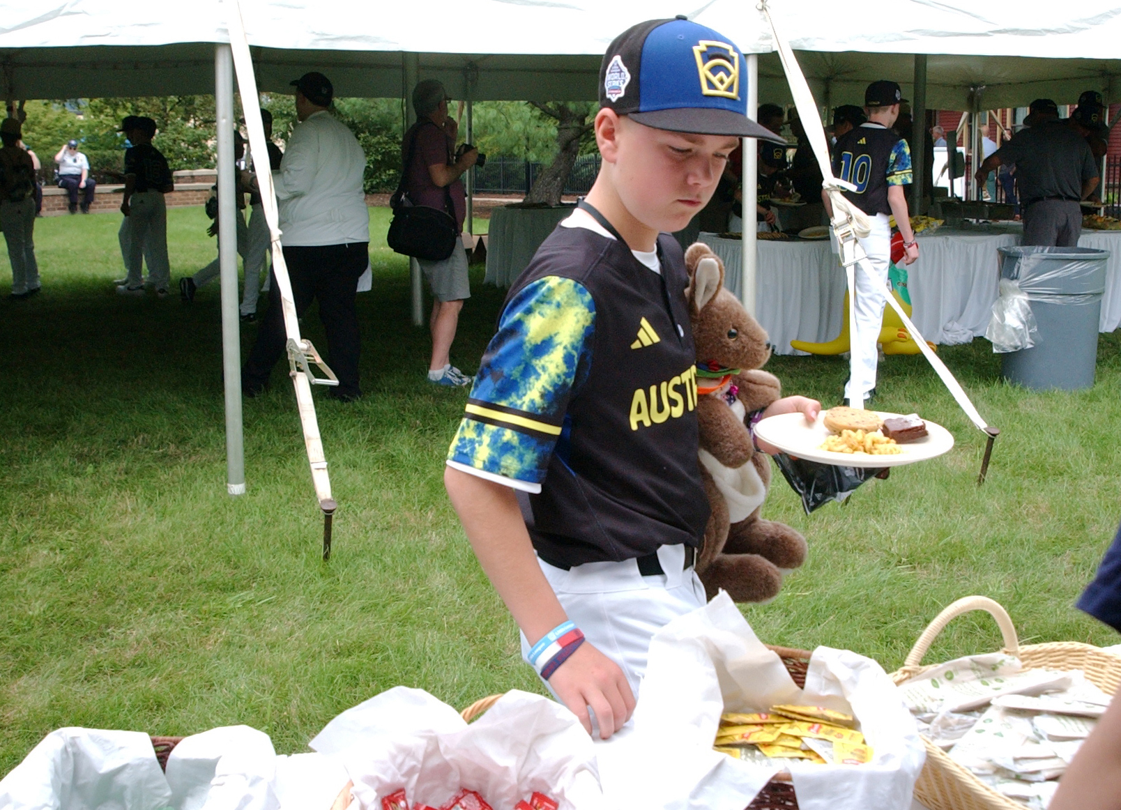 Smithfield team celebrates at Little League World Series picnic