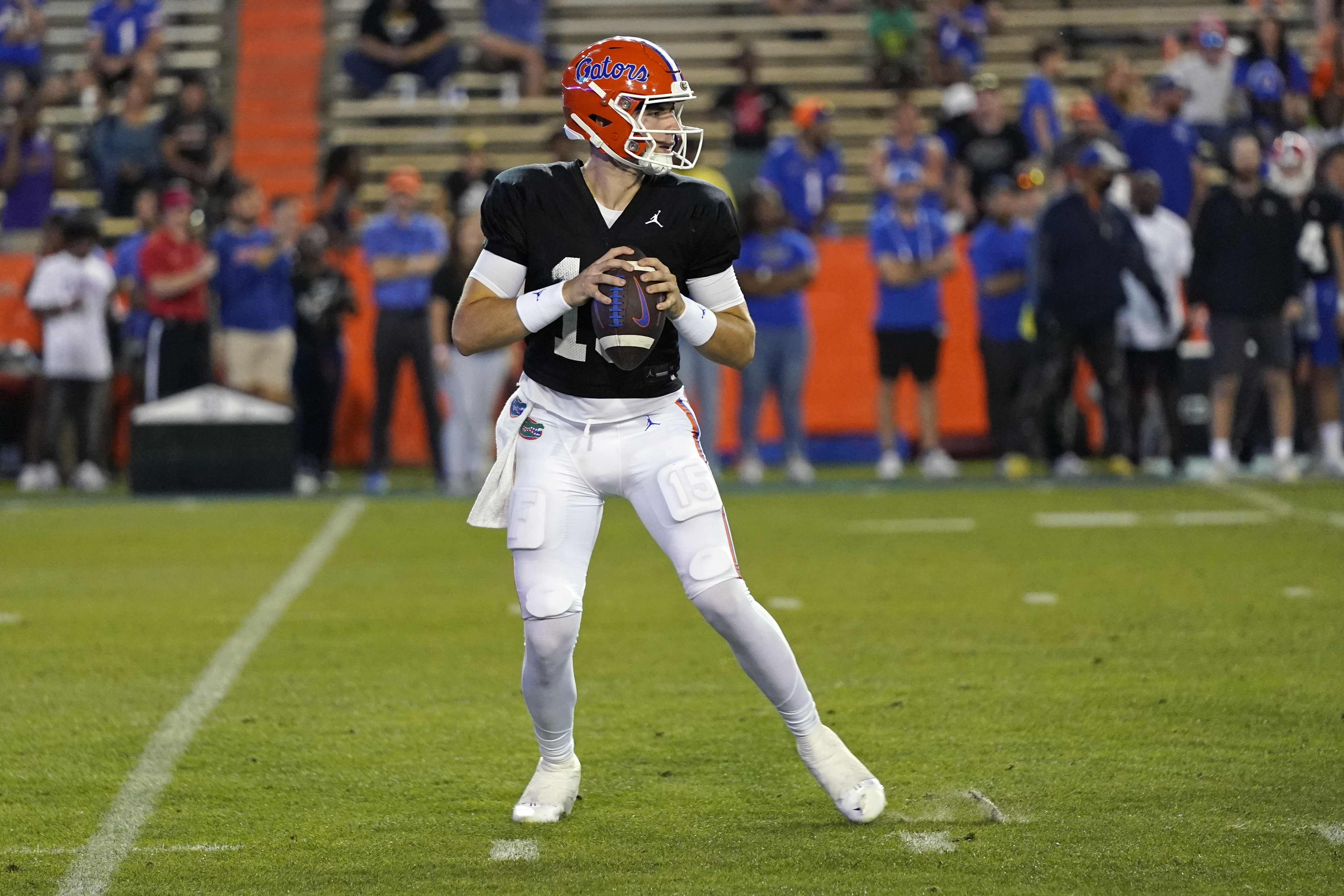 Florida football spring game review: Gators offense still struggling in  2023 Orange & Blue Game