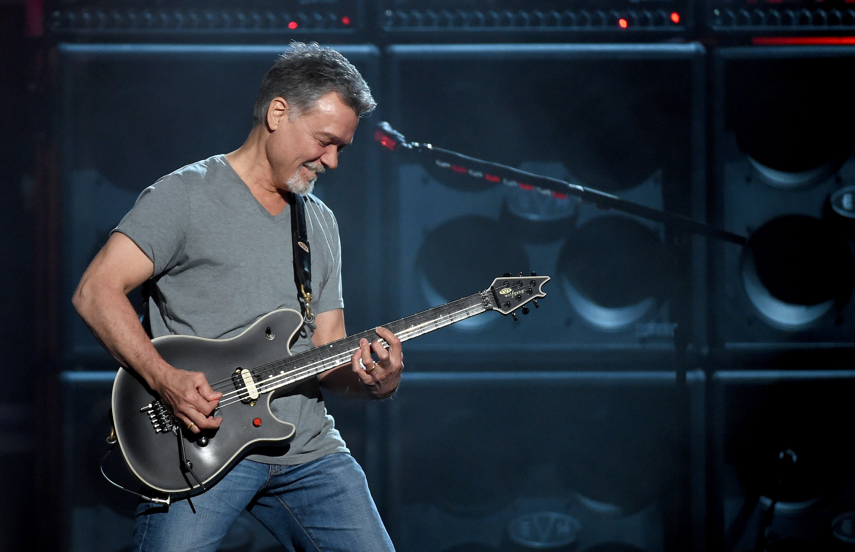 eddie van halen playing guitar