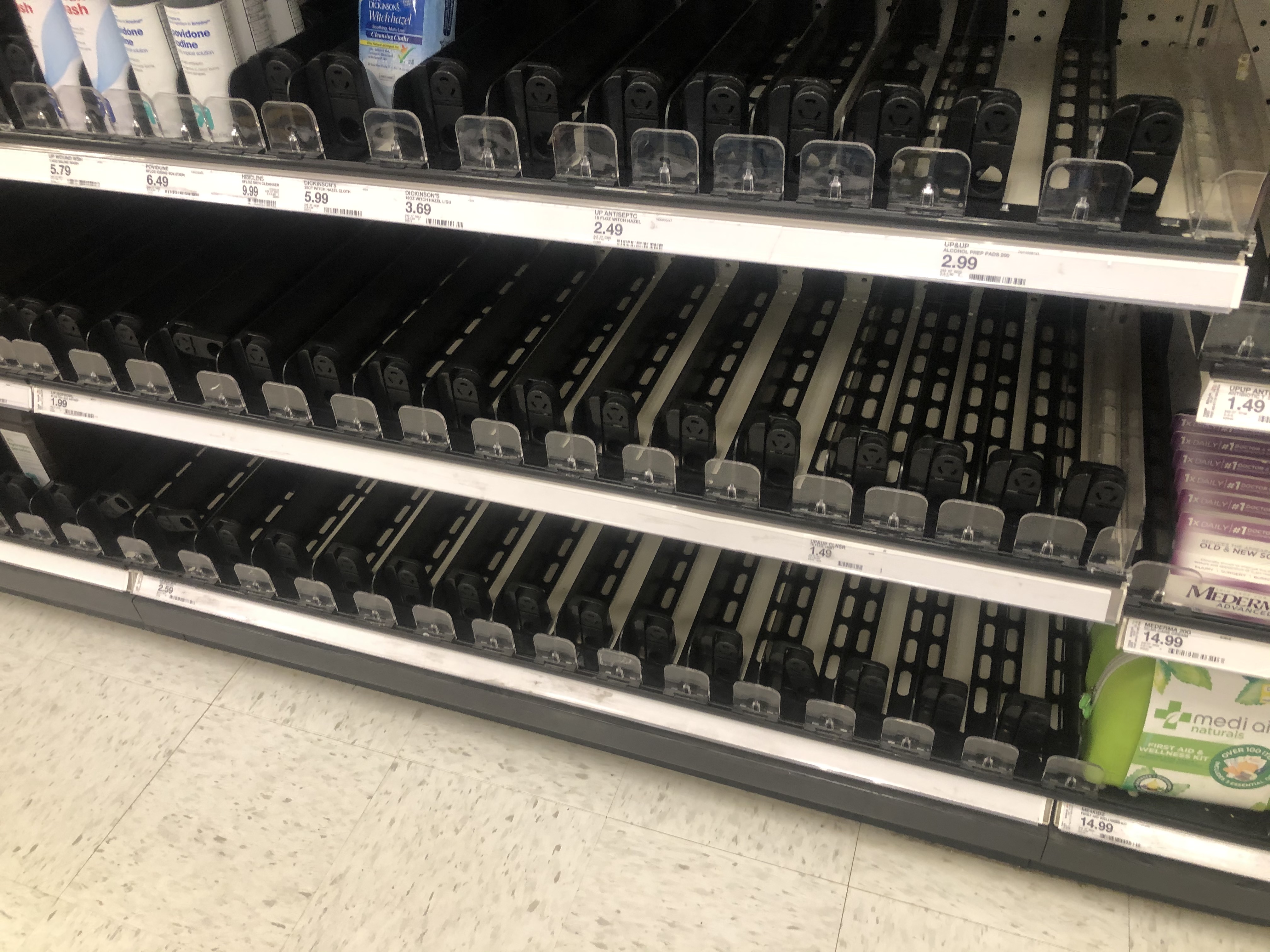 Why are stores selling out of toilet paper? Empty shelves as people prep  for coronavirus - cleveland.com, image size:4032x3024