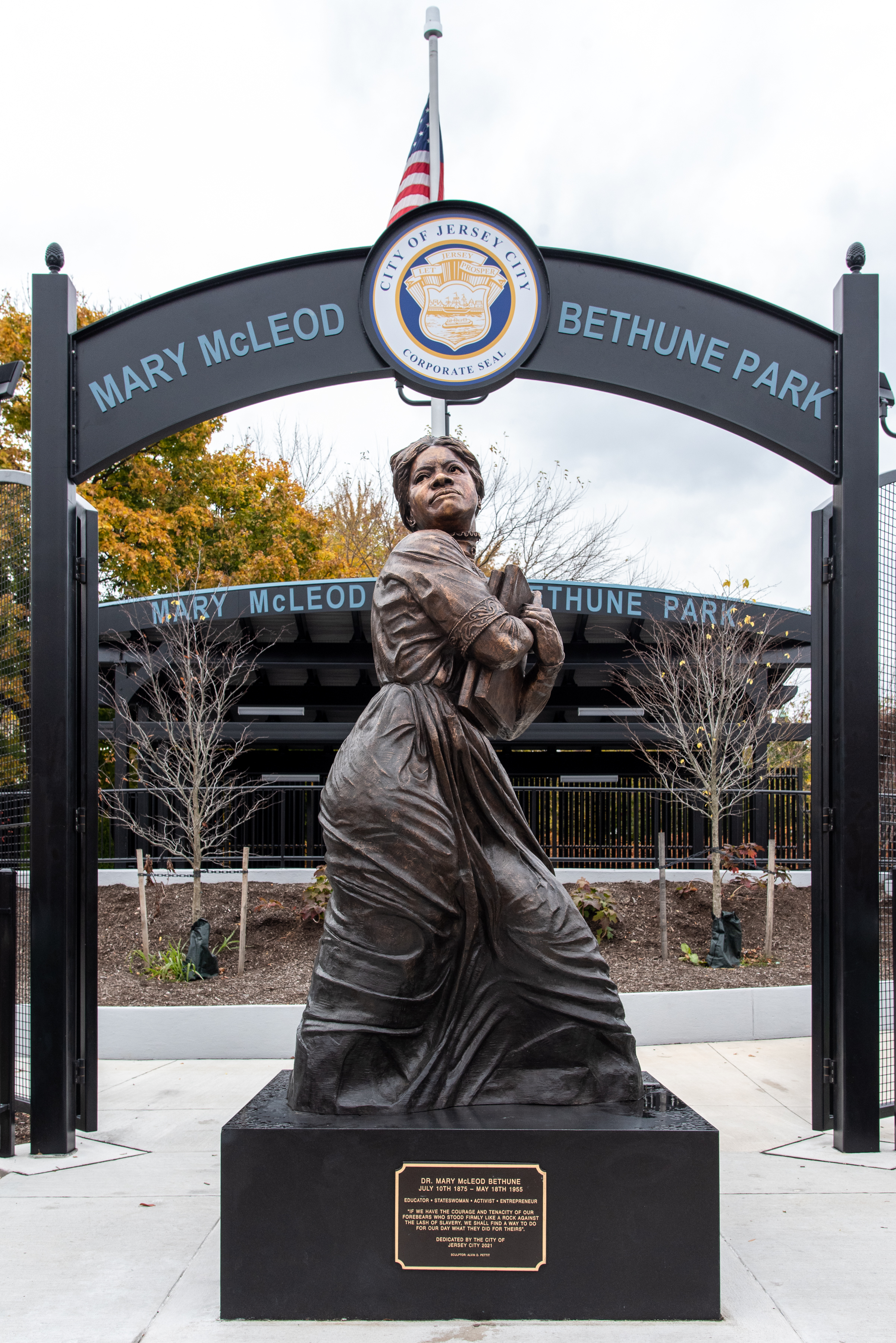 Jersey City unveils statue to honor civil rights leader Dr. Mary