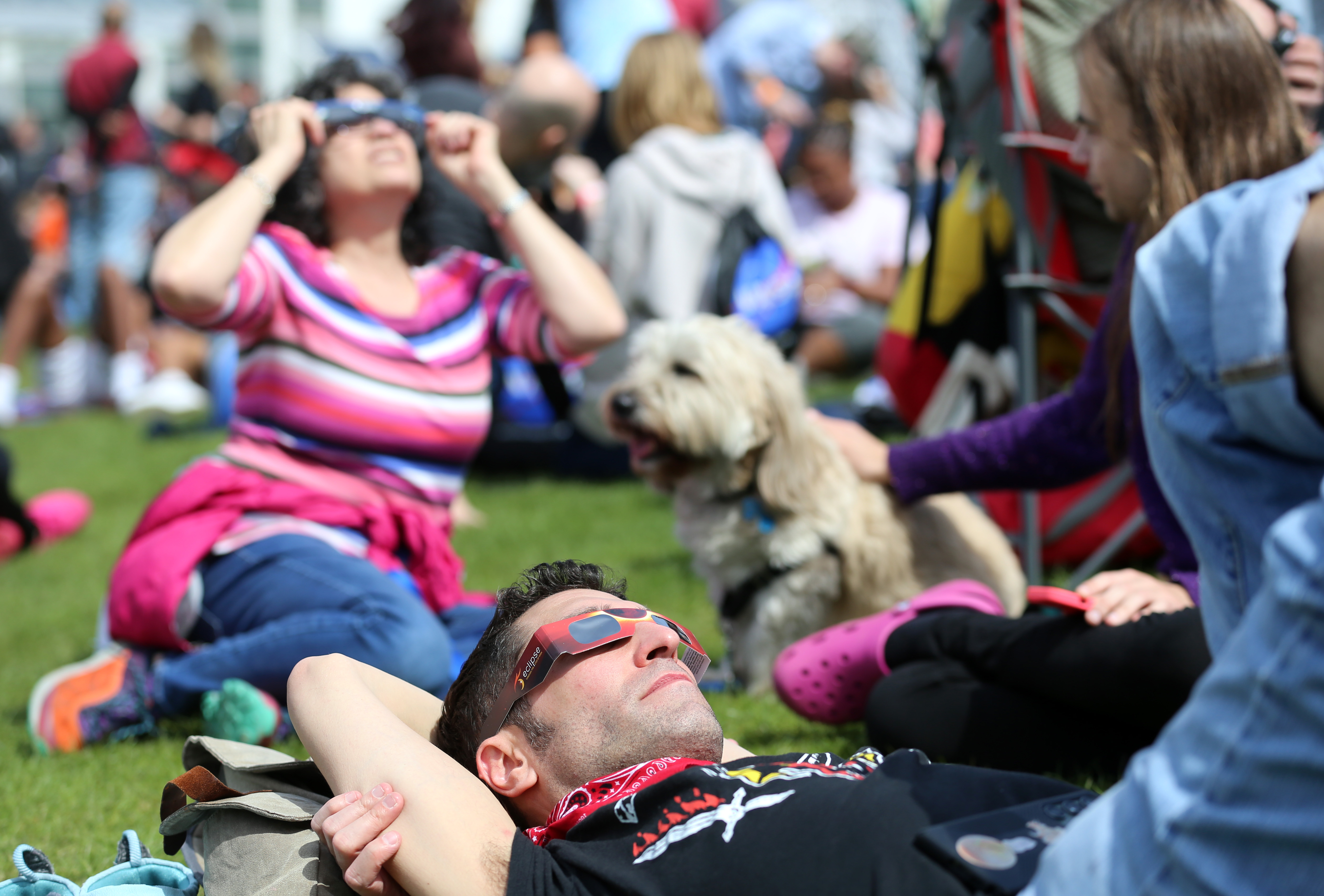 Cleveland total solar eclipse at Great Lakes Science Center, April 8 ...