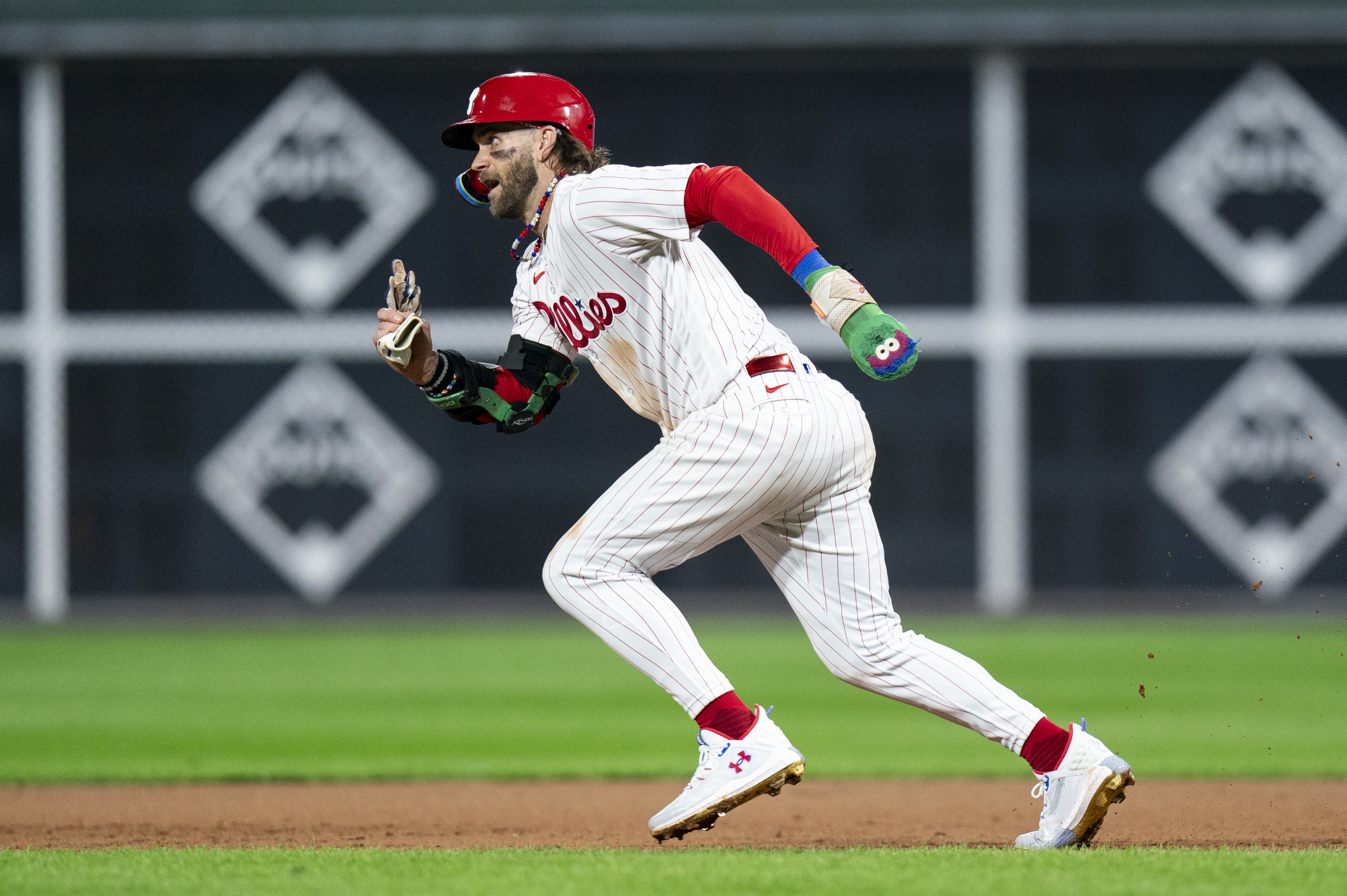 Cardinals vs Phillies: Time, TV info, pitchers for MLB playoffs Game 1