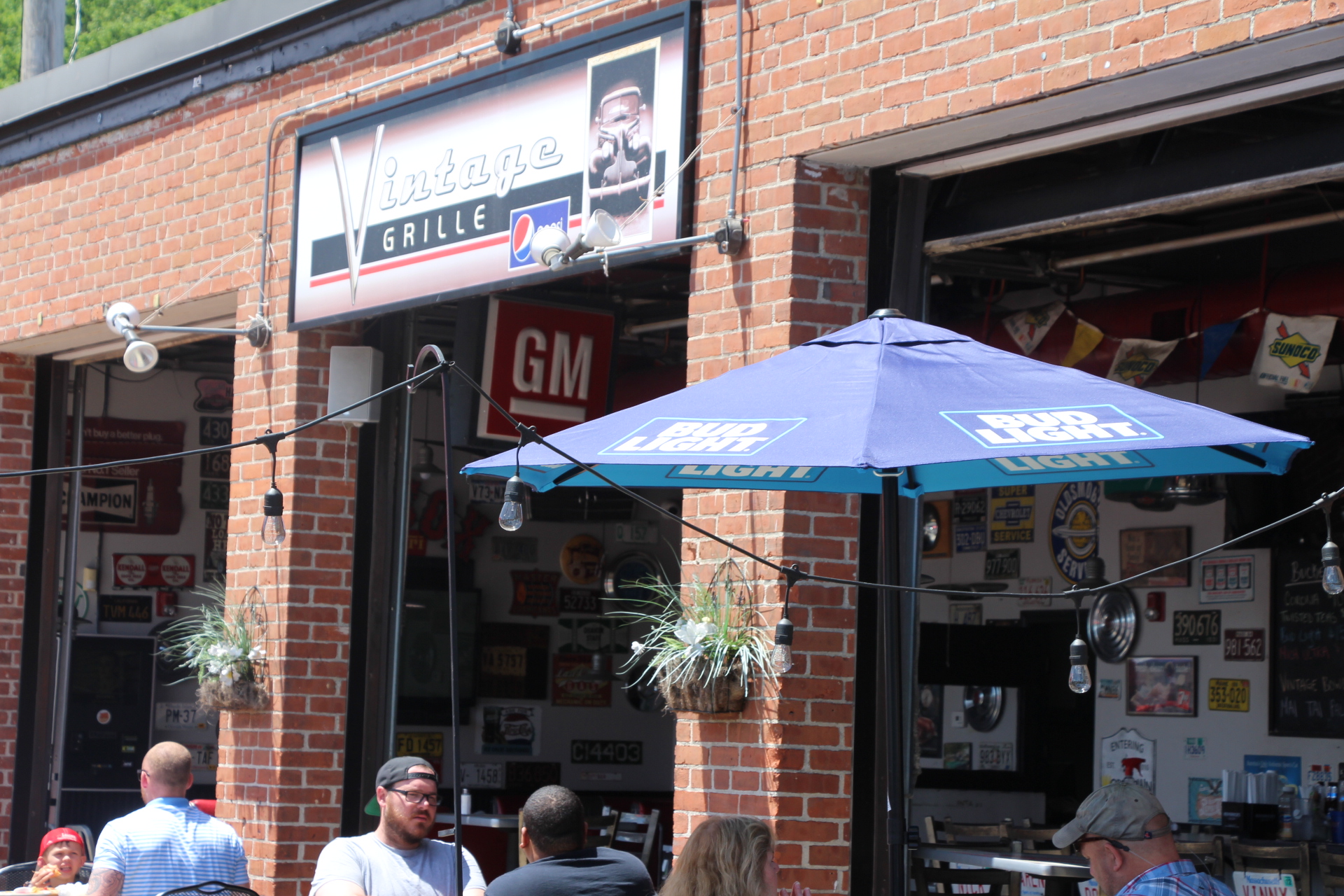 Worcester restaurants reopen with outdoor dining