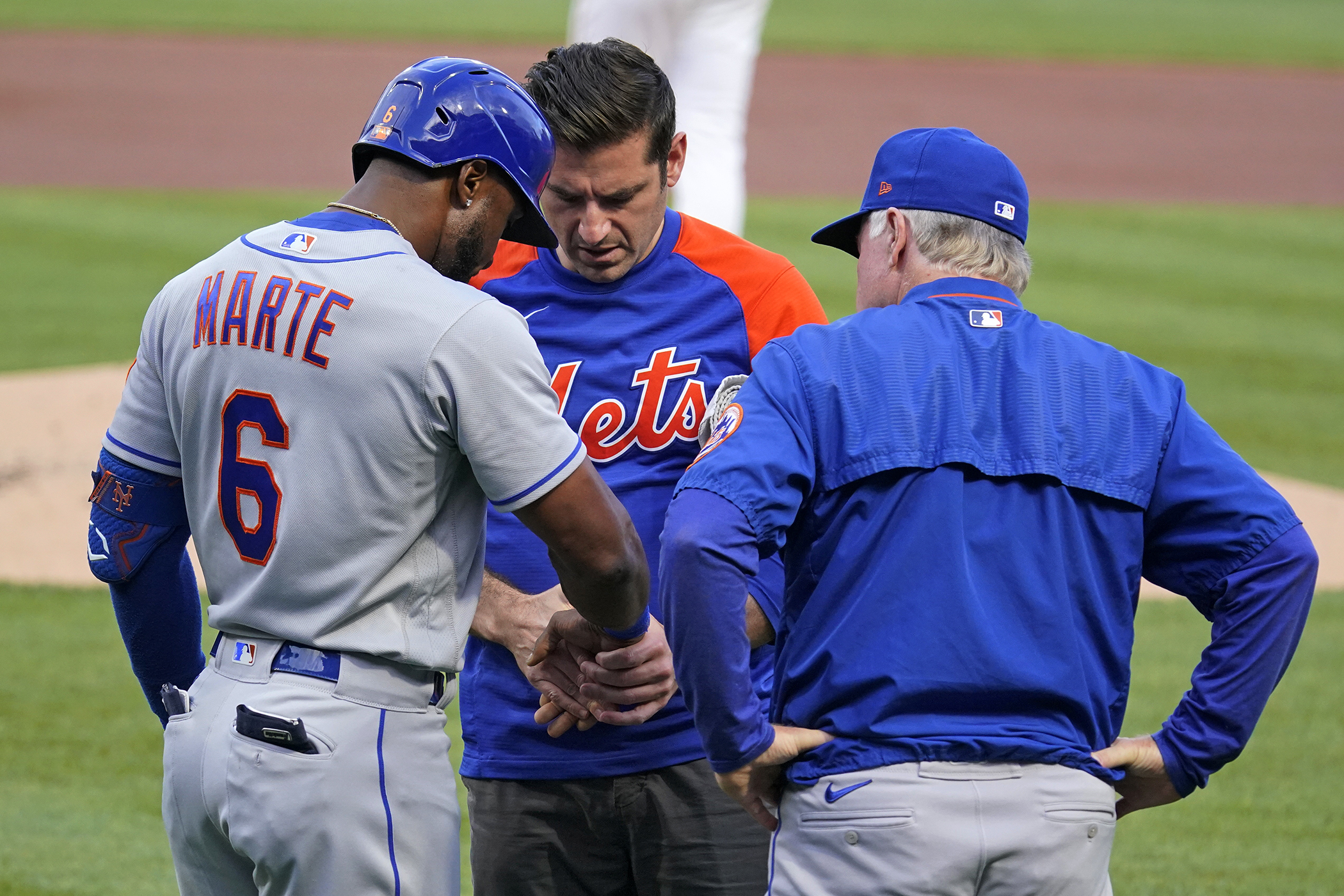 Mets place Starling Marte on IL for obscure reason