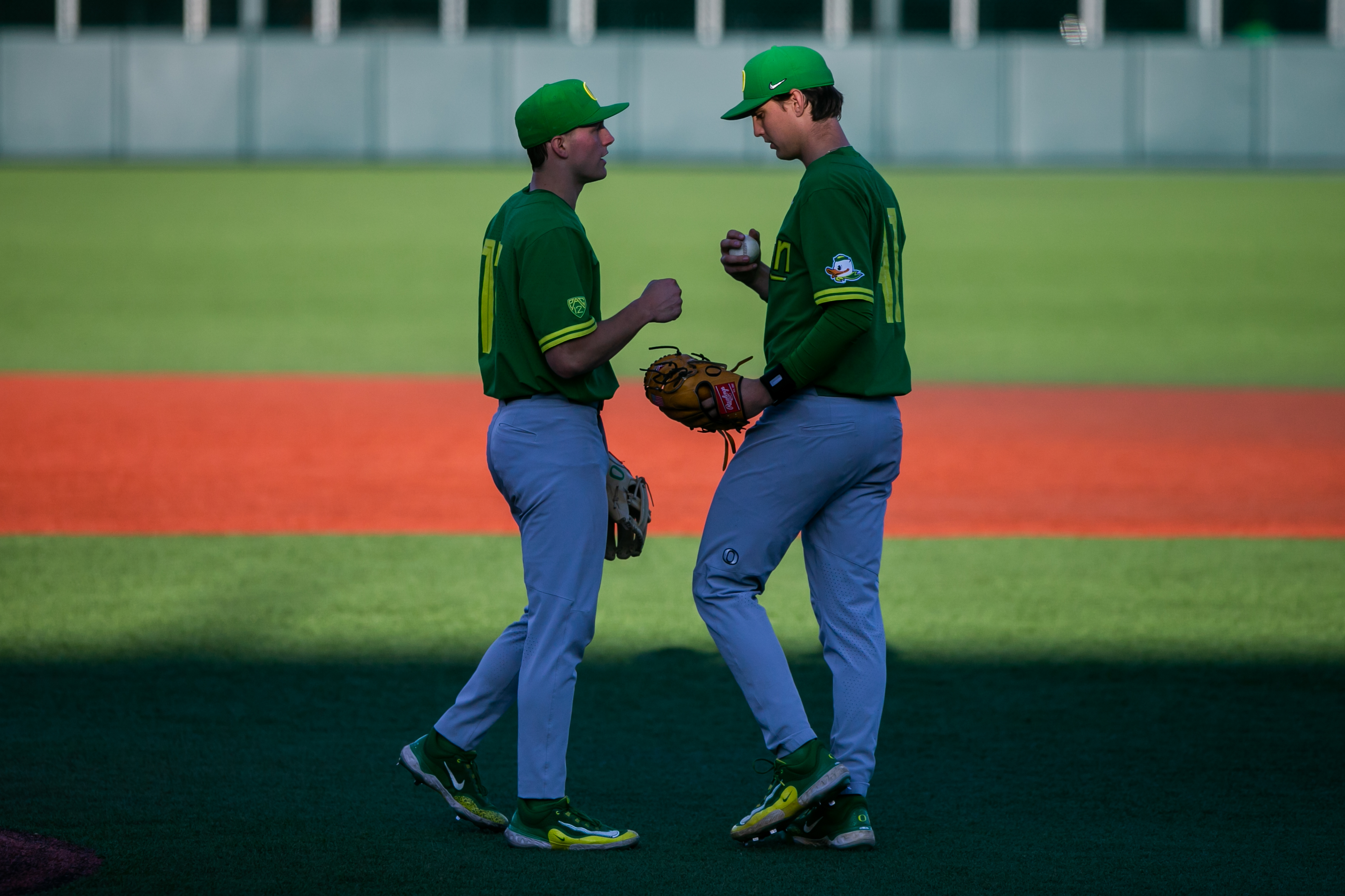 Oregon Ducks baseball wins again and now controls Nashville Regional