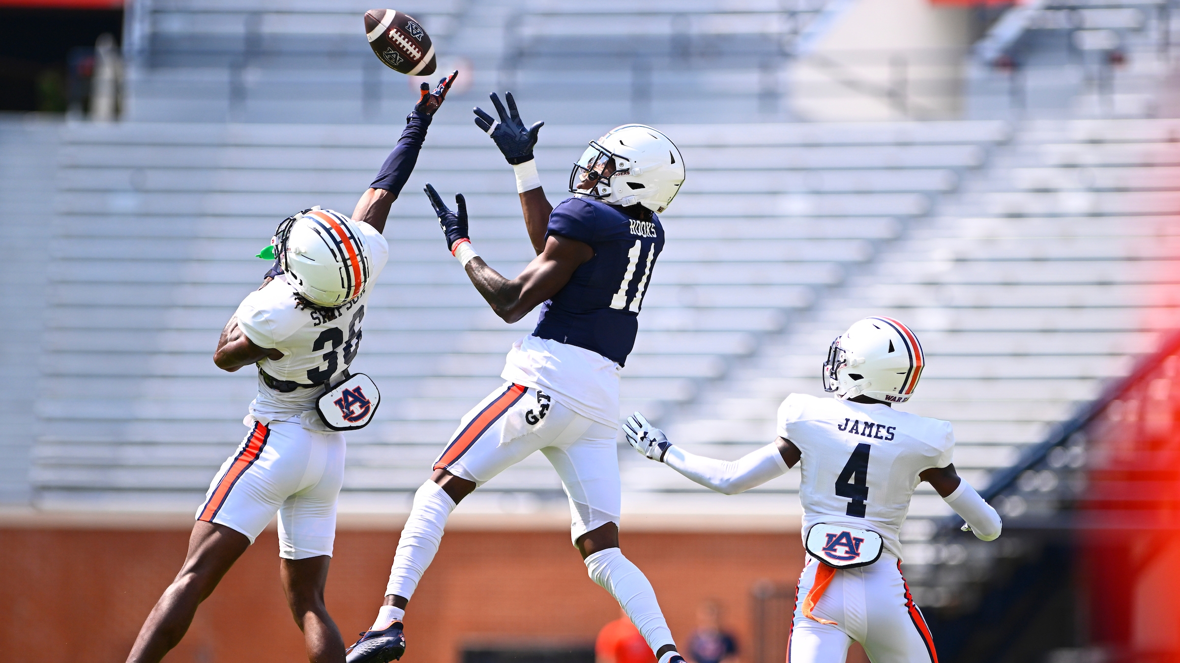 Tigers find playmaker in Hooks - AuburnSports