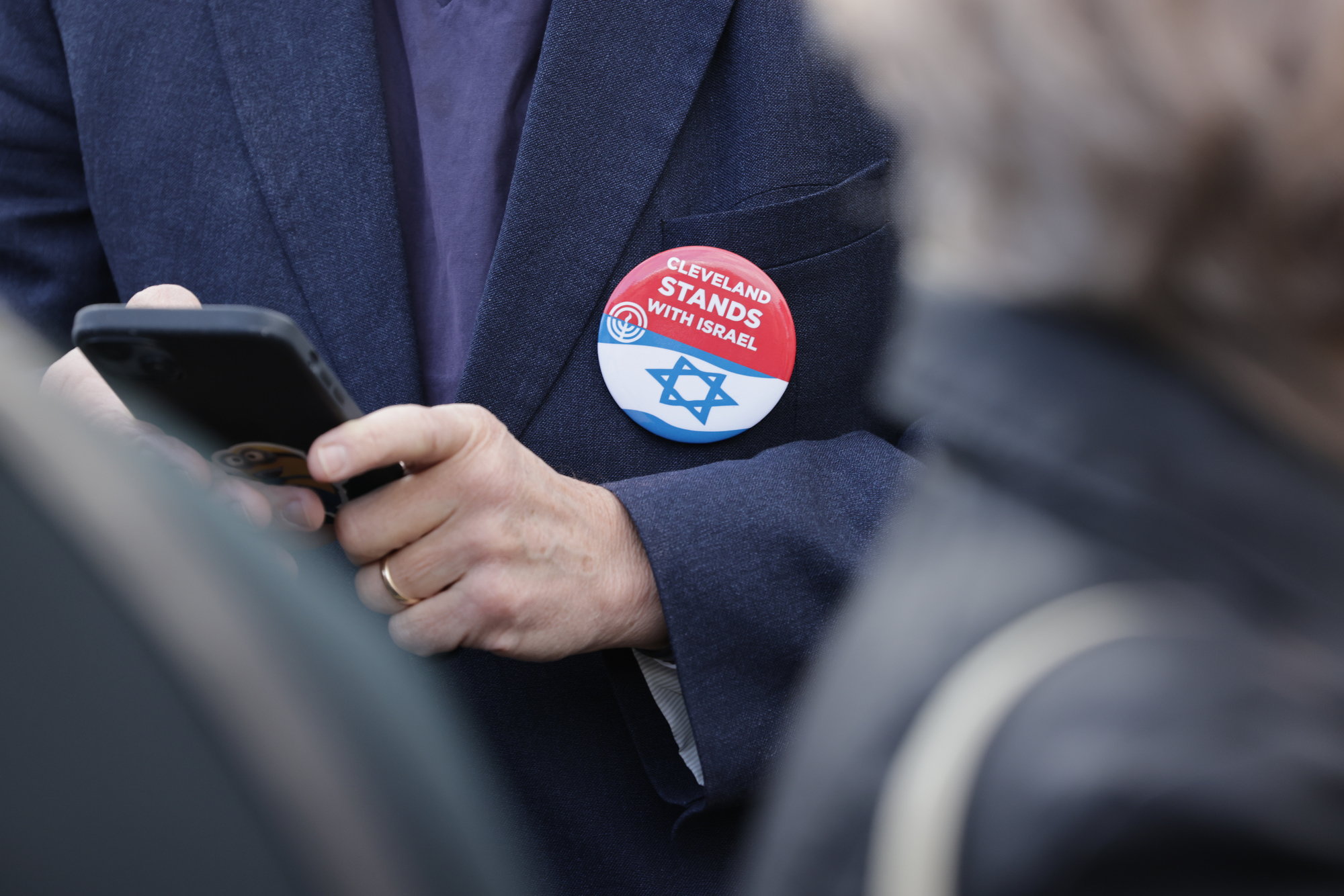 Rally for Israel at the Jewish Federation of Cleveland in Beachwood ...