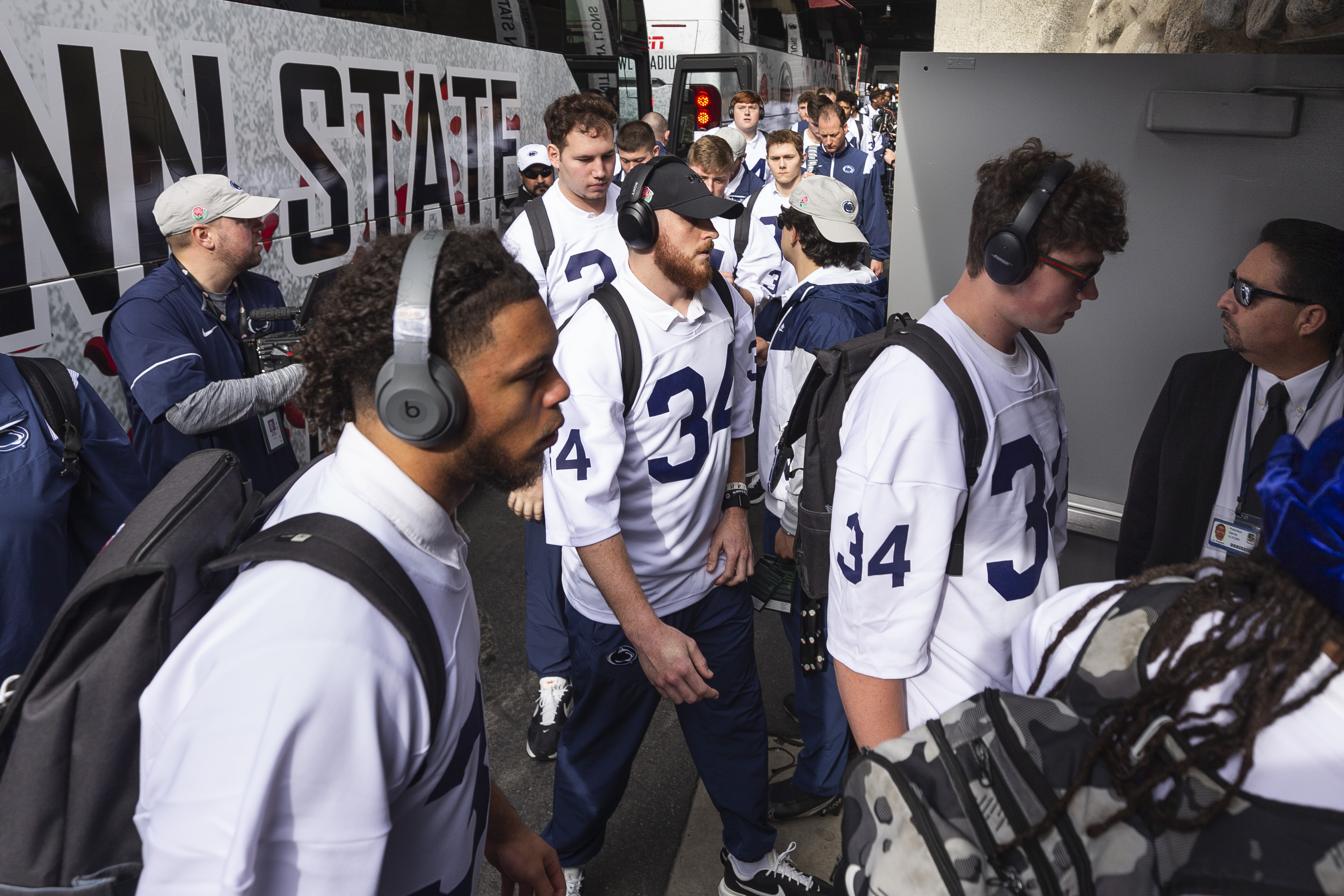 Penn State honors Franco Harris ahead of Rose Bowl