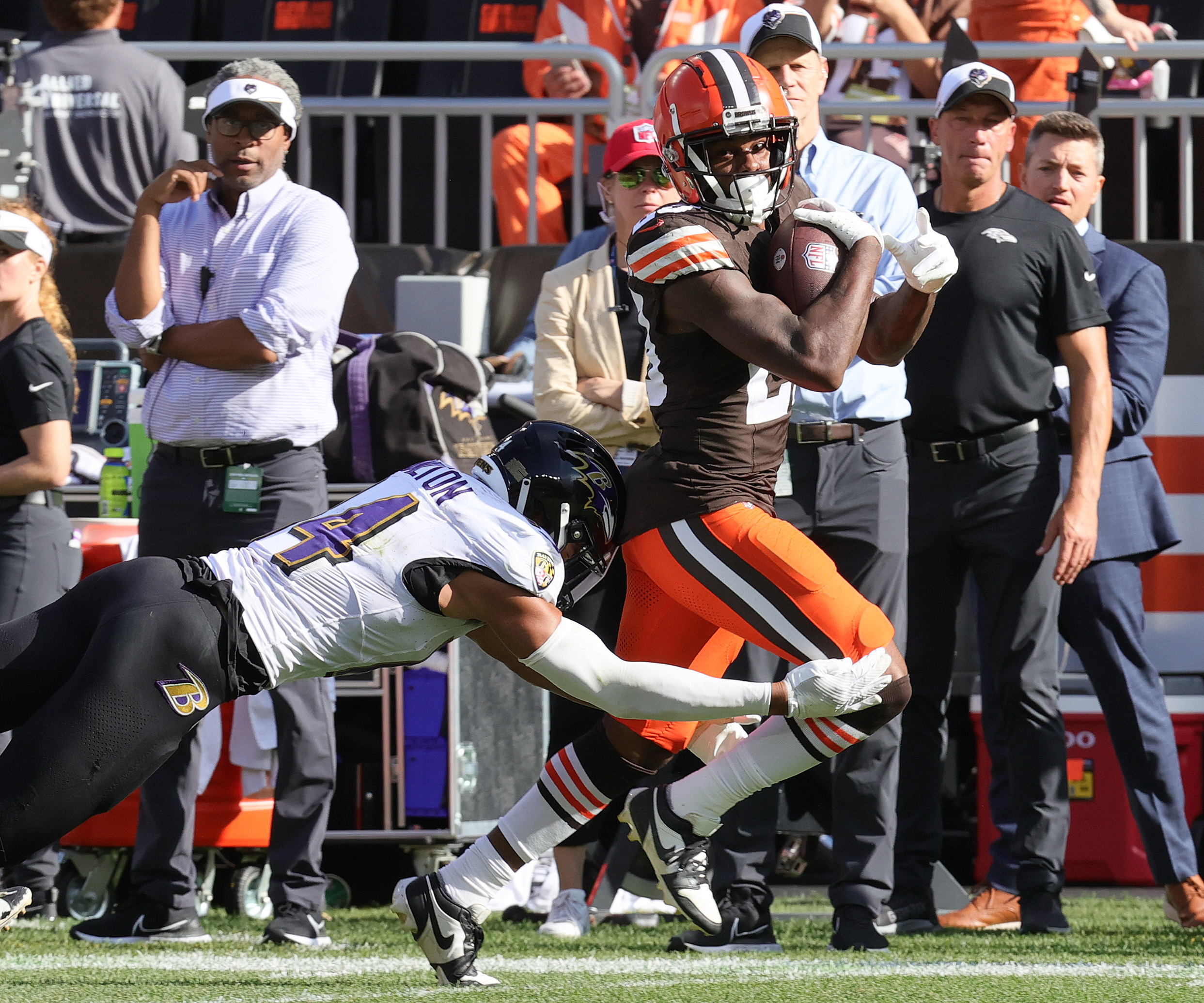 Cleveland Browns vs. Baltimore Ravens tickets: How to get them and how much  they cost (10/1/23) 