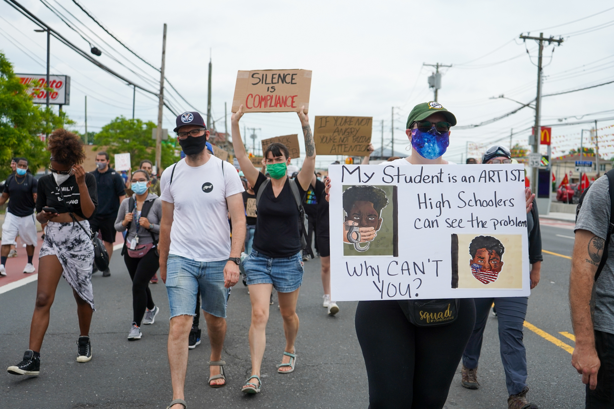 Demonstrators held signs to bring awareness to police brutality in Staten Island and around the United States. June 5, 2020 in New Dorp. (Staten Island Advance/ Alexandra Salmieri)