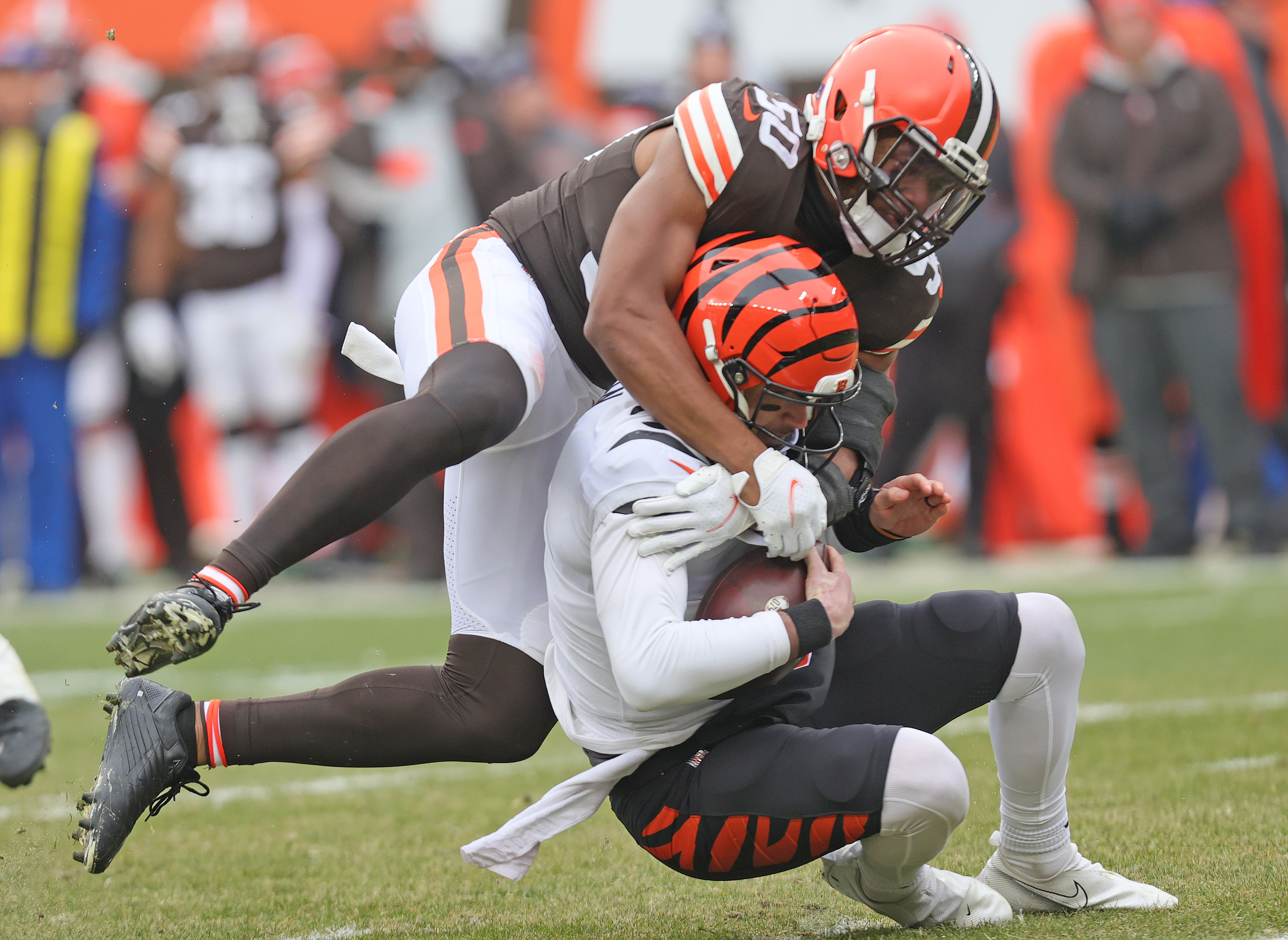 Cleveland Browns running back D'Ernest Johnson vs. Cincinnati Bengals,  January 9, 2022 