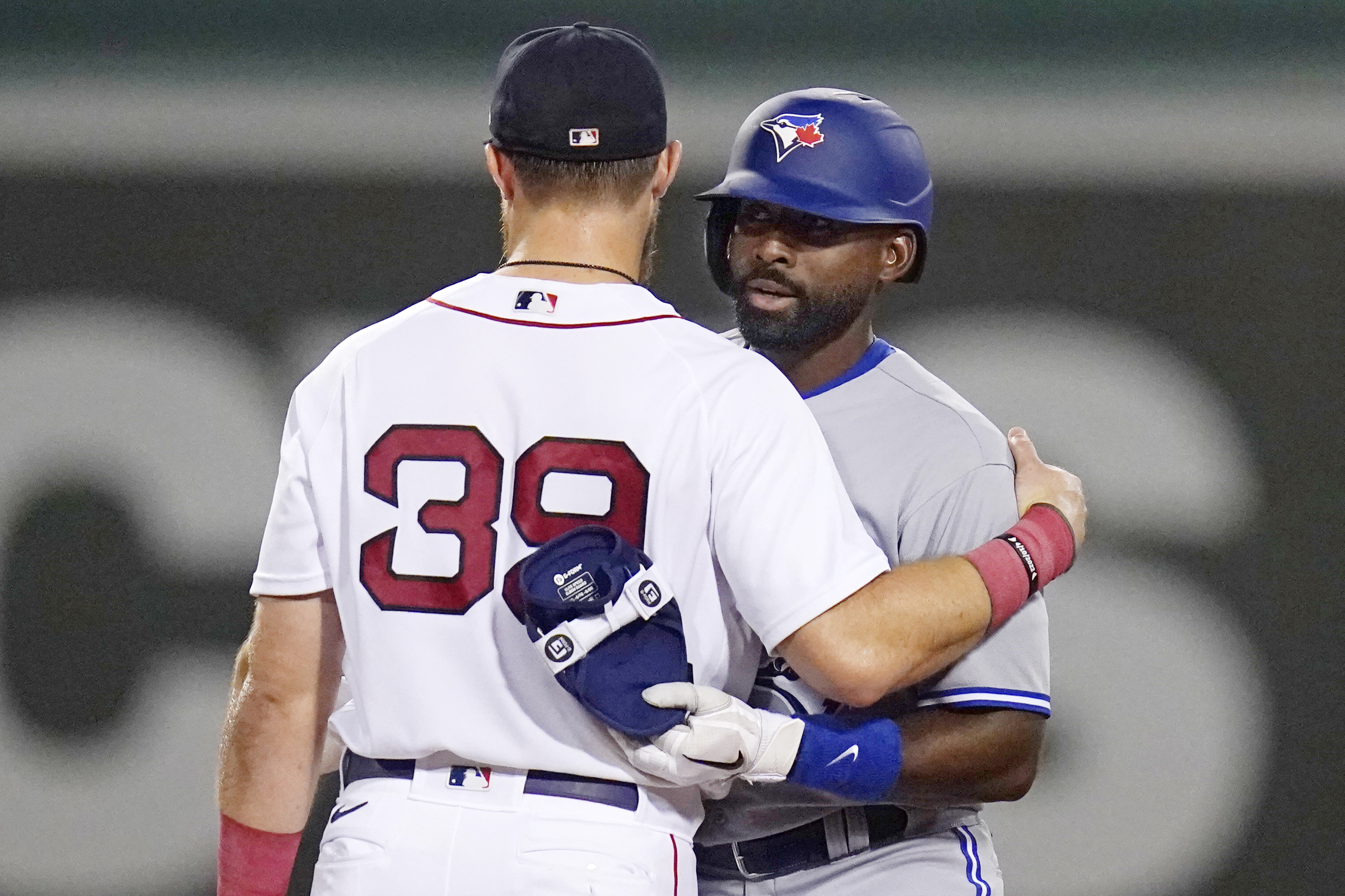 Jackie Bradley Jr. pens thank you letter to Red Sox fans