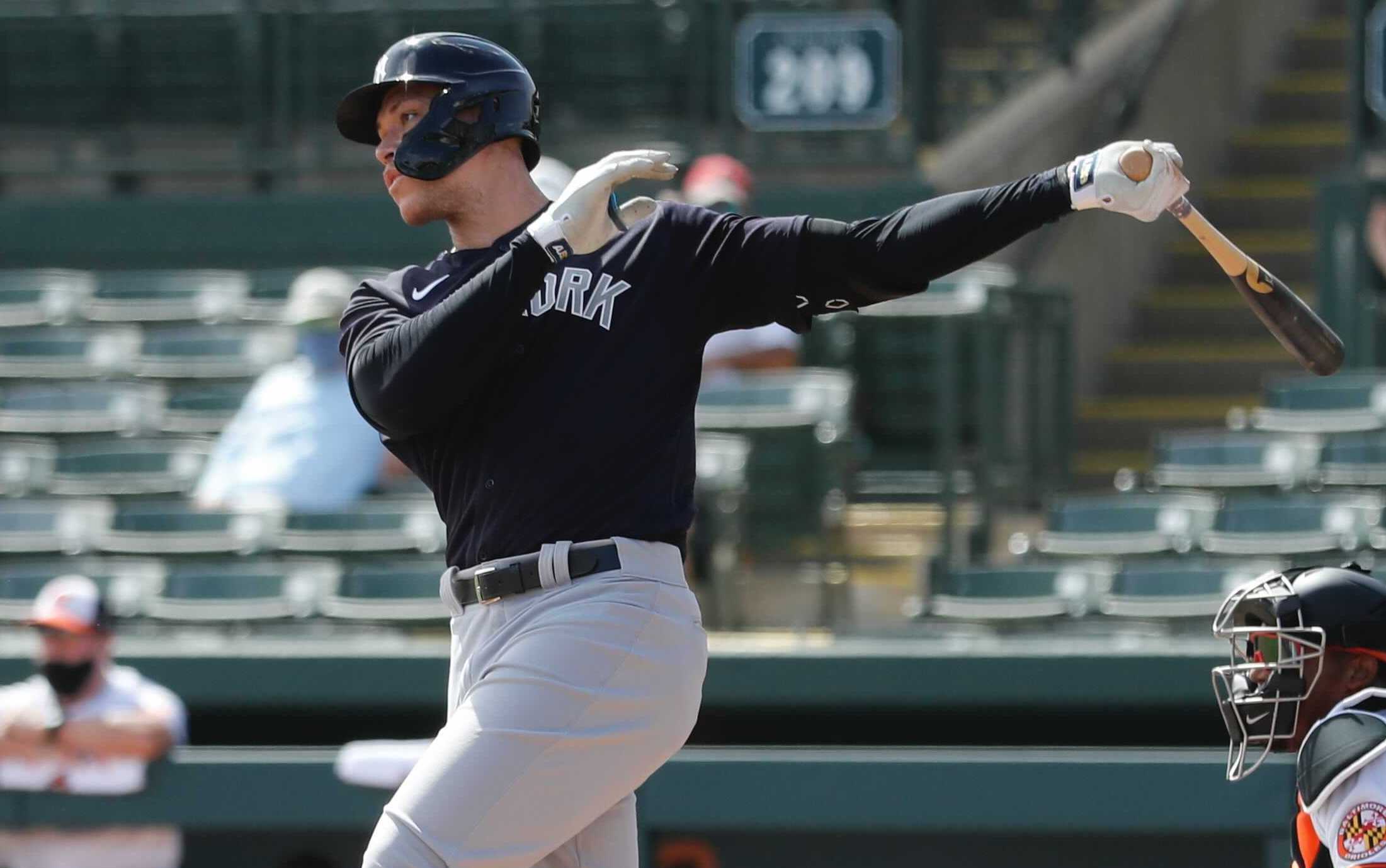 Yankees' Giancarlo Stanton emotional after hitting bomb, winning