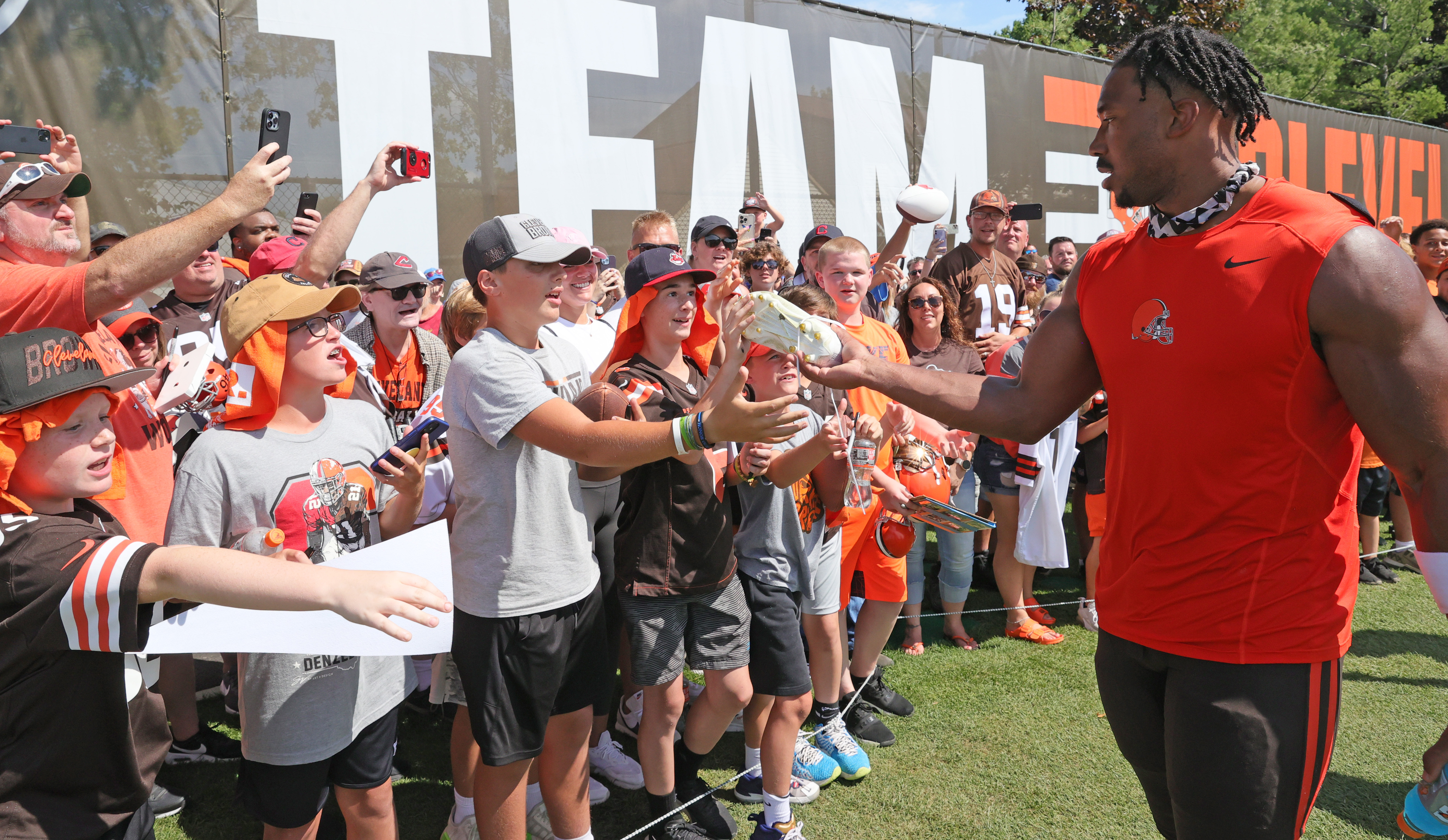 Browns training camp news: Fans excited, Myles Garrett elite, midfield logo  & more - Dawgs By Nature