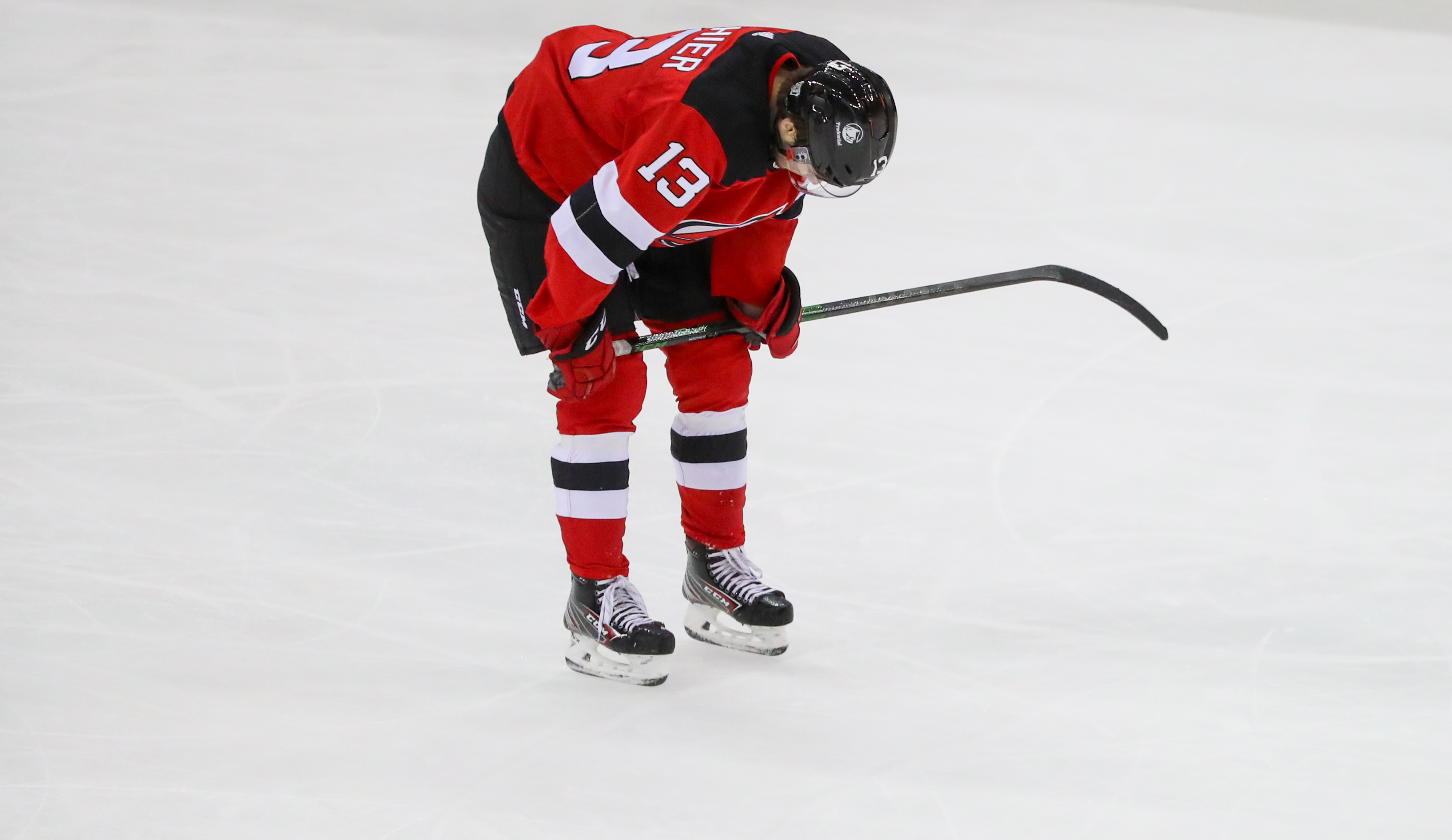 Devils' Nico Hischier exits 1st preseason game vs. Canadiens 