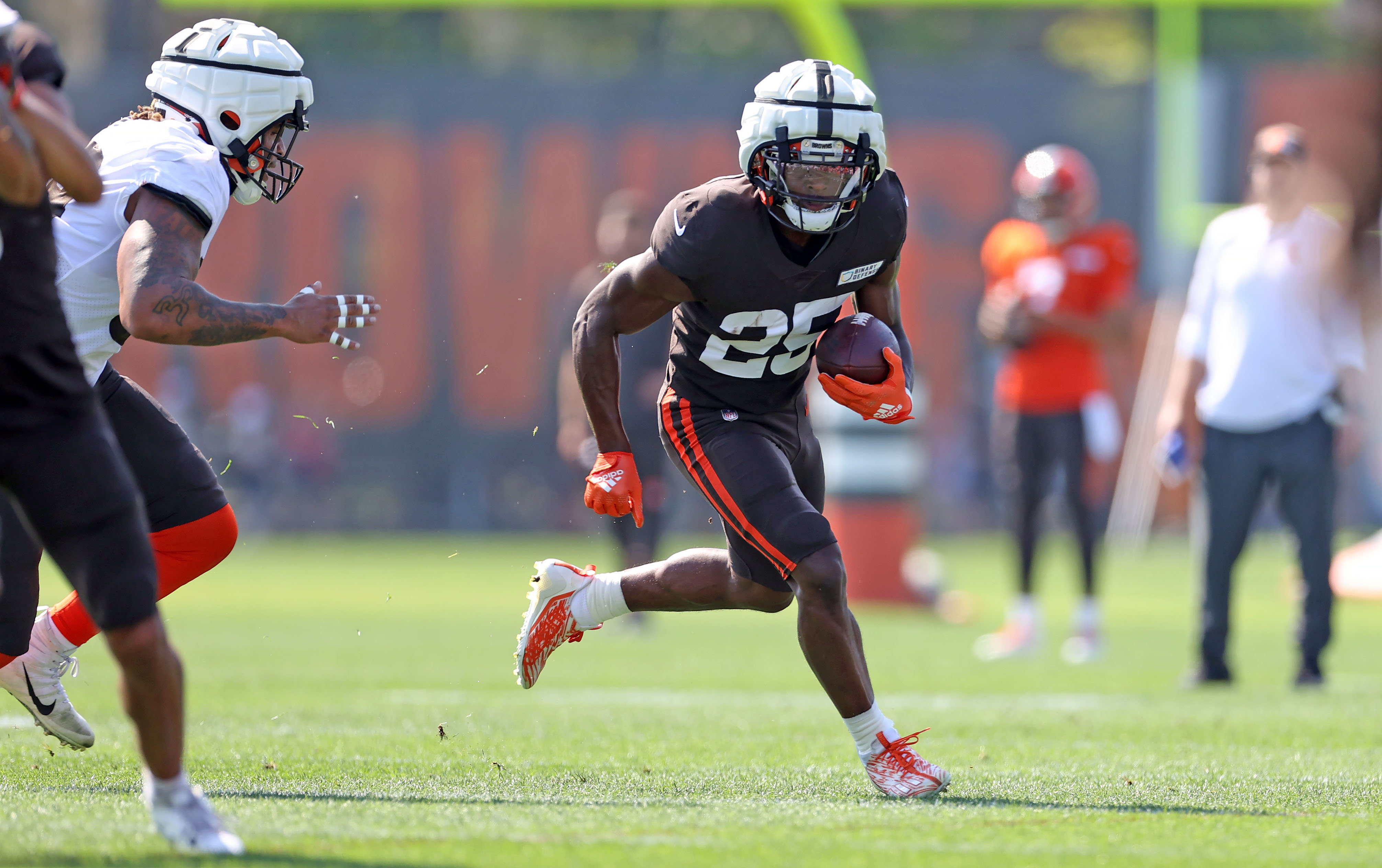 Cleveland Browns unique and special running back room