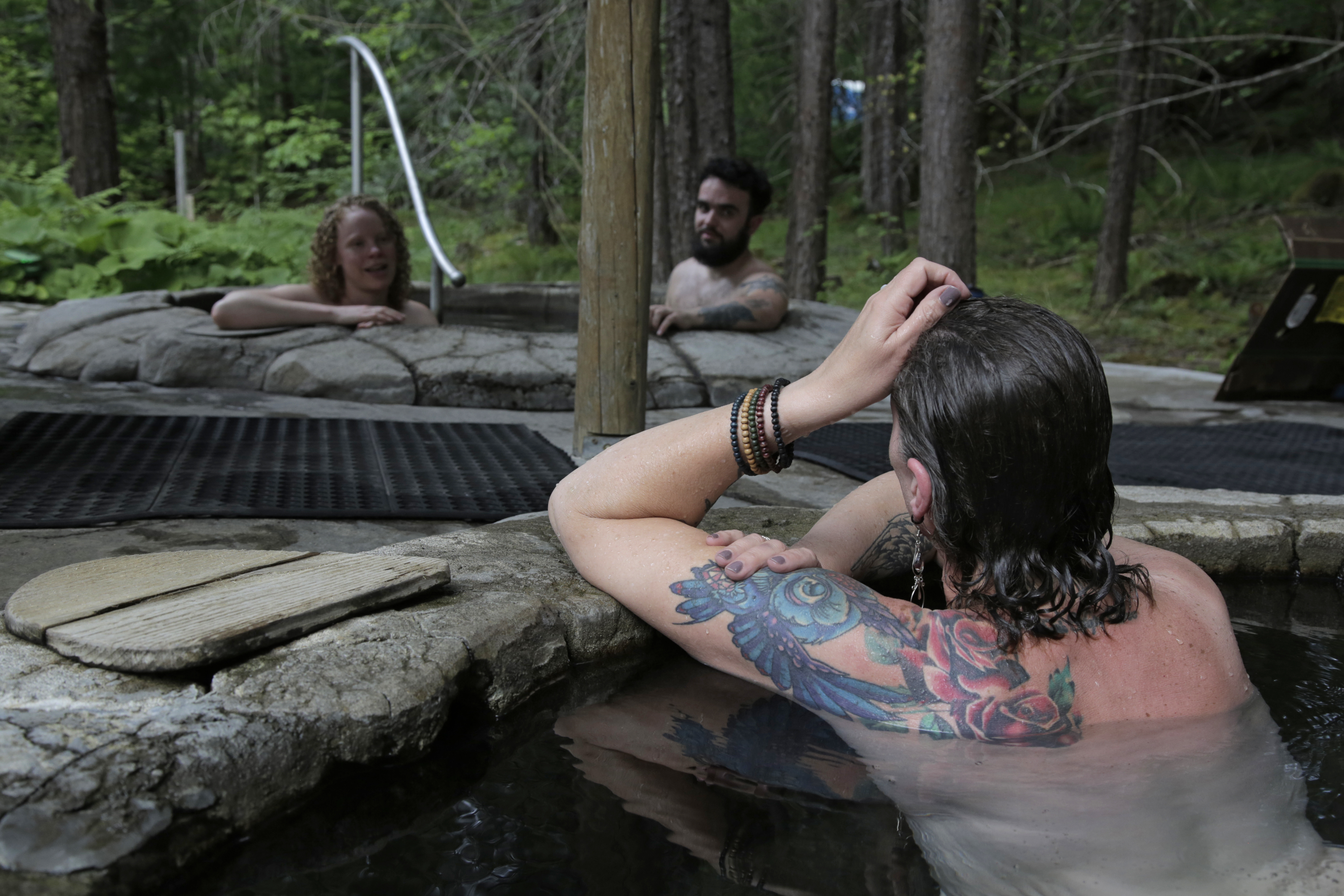 Slip into a state of relaxation, with an escape to Breitenbush Hot Springs  – Here is Oregon - hereisoregon.com